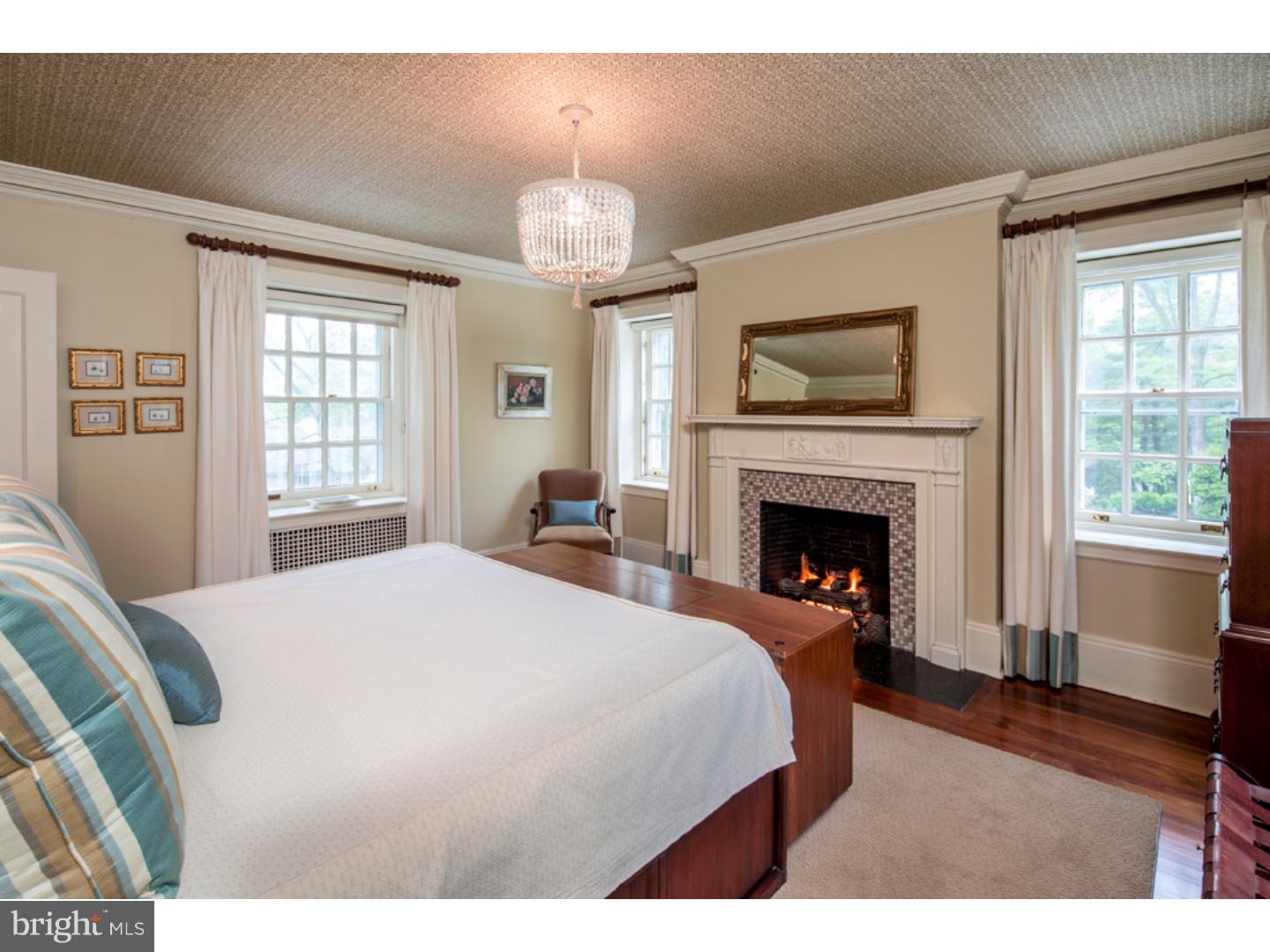 LAFAYETTE HILL - Residential