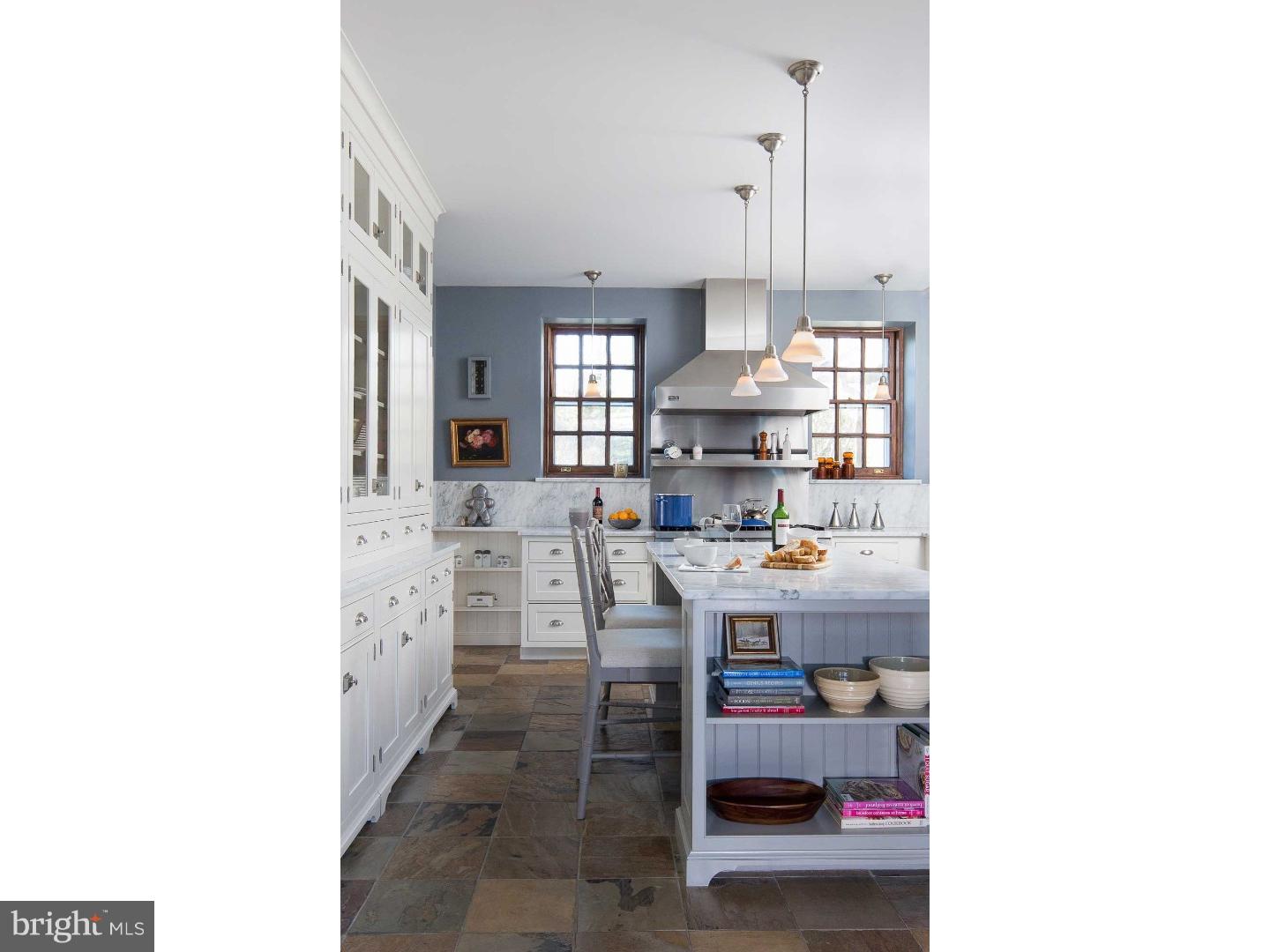 LAFAYETTE HILL - Residential