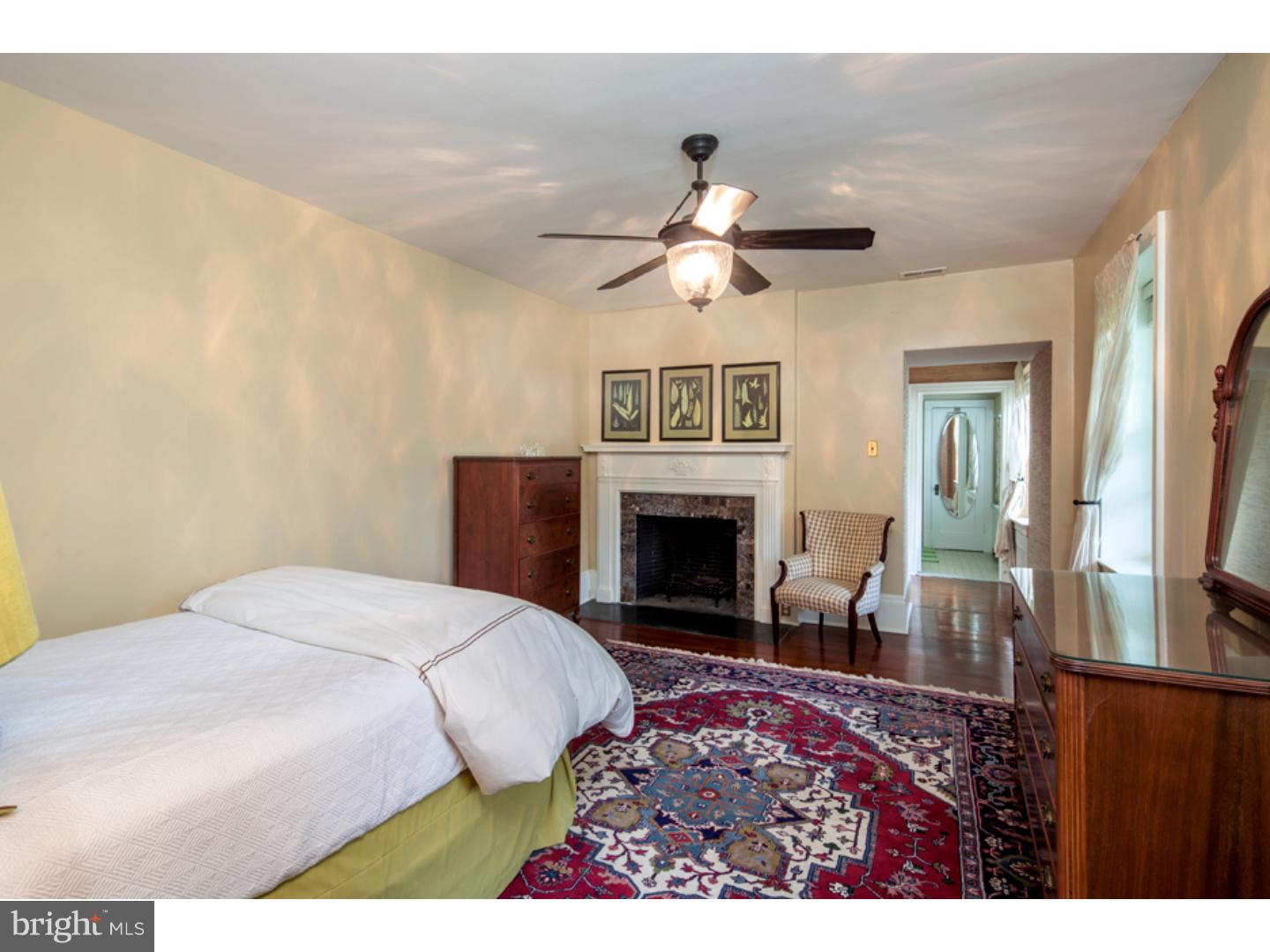 LAFAYETTE HILL - Residential