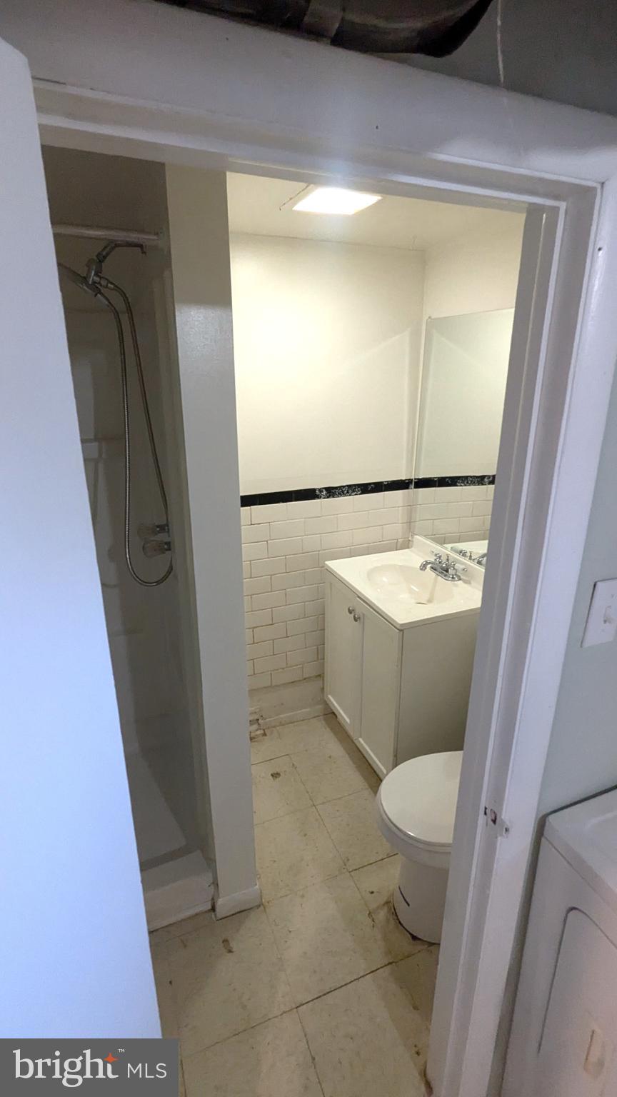 OXON HILL - Residential