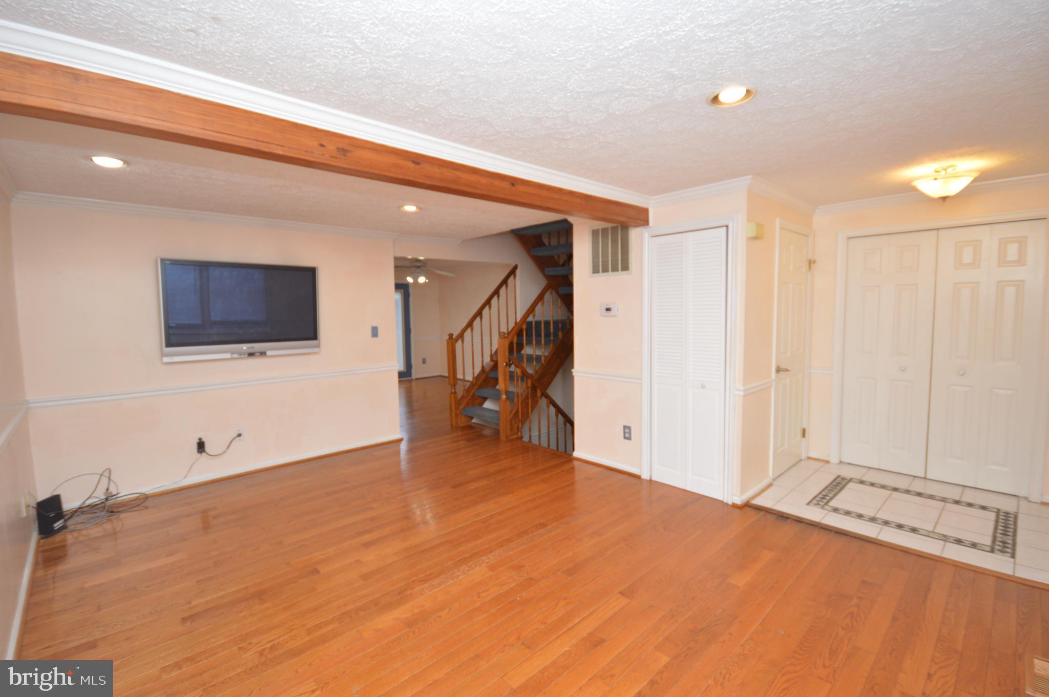 HOLLYMEAD - Residential Lease