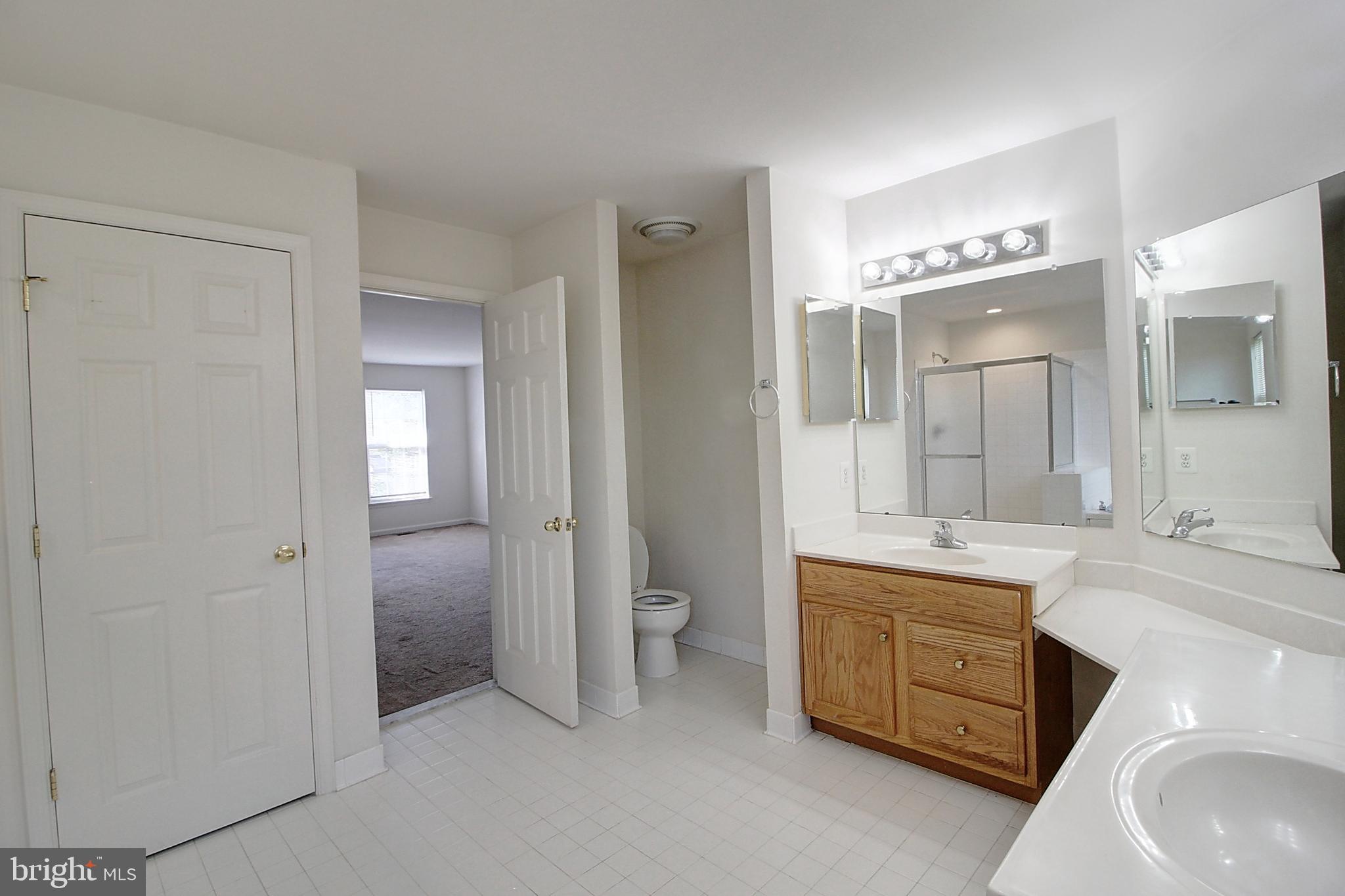 WELLINGTON TRACE - Residential Lease