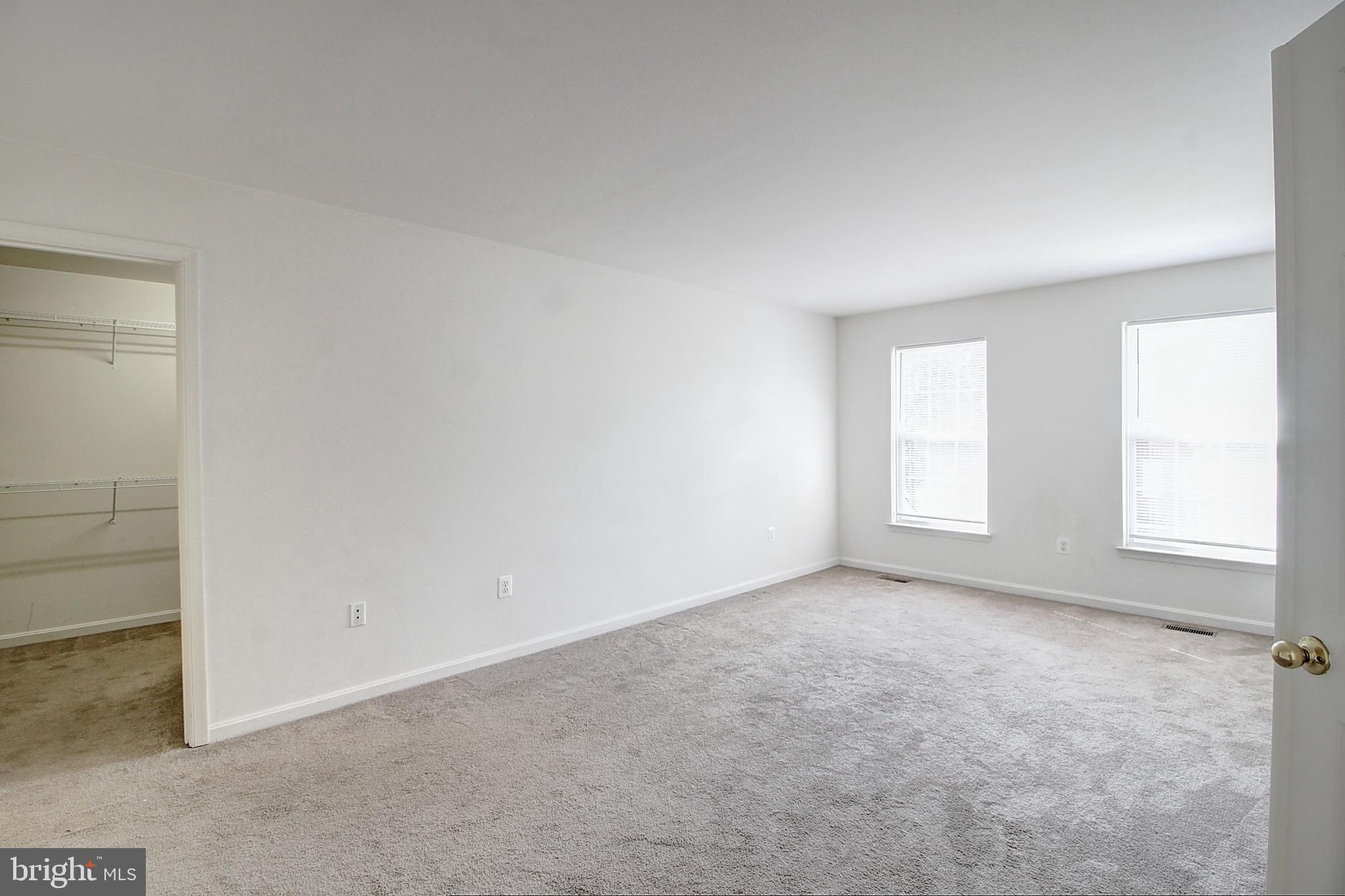 WELLINGTON TRACE - Residential Lease