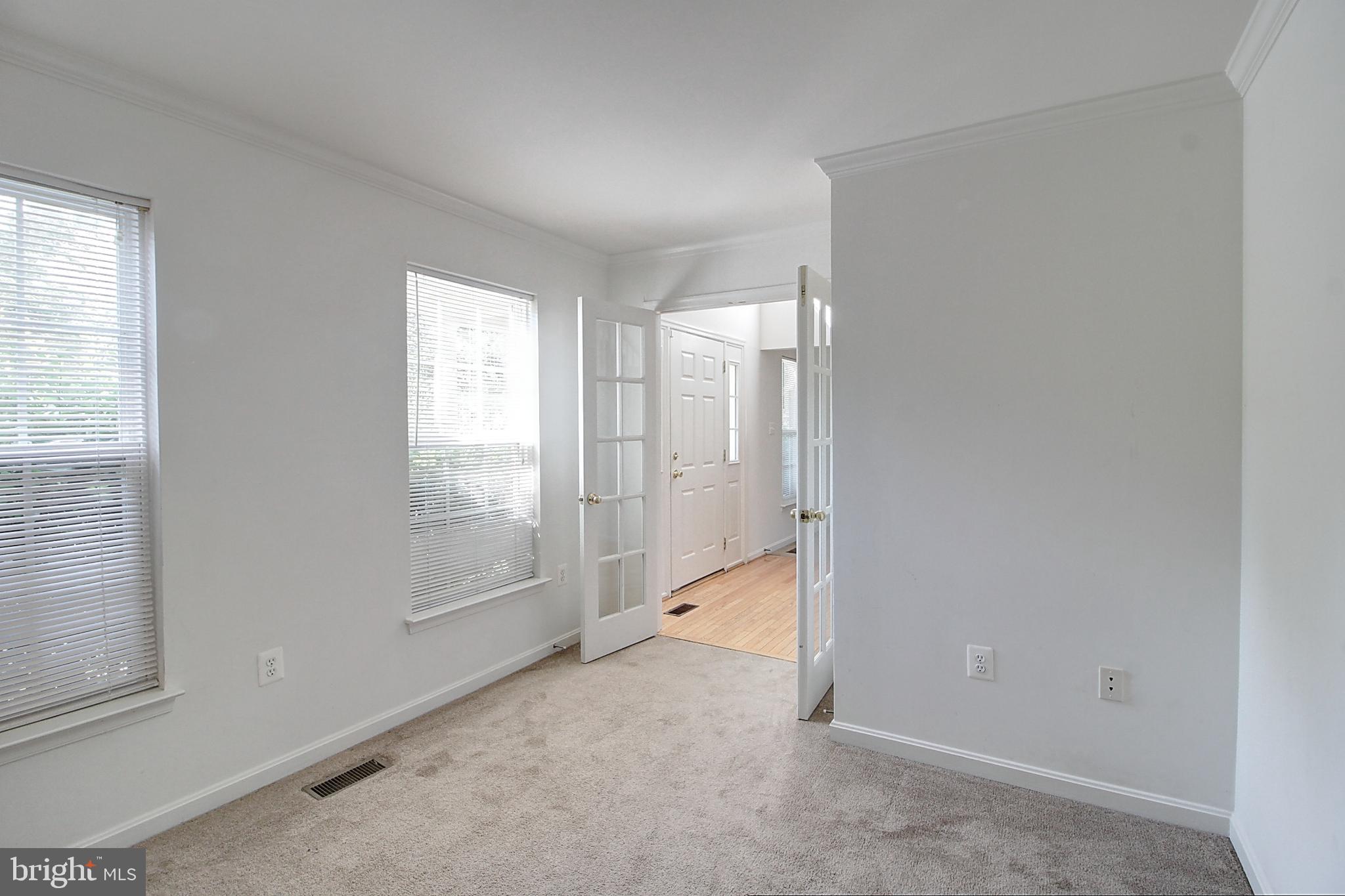 WELLINGTON TRACE - Residential Lease