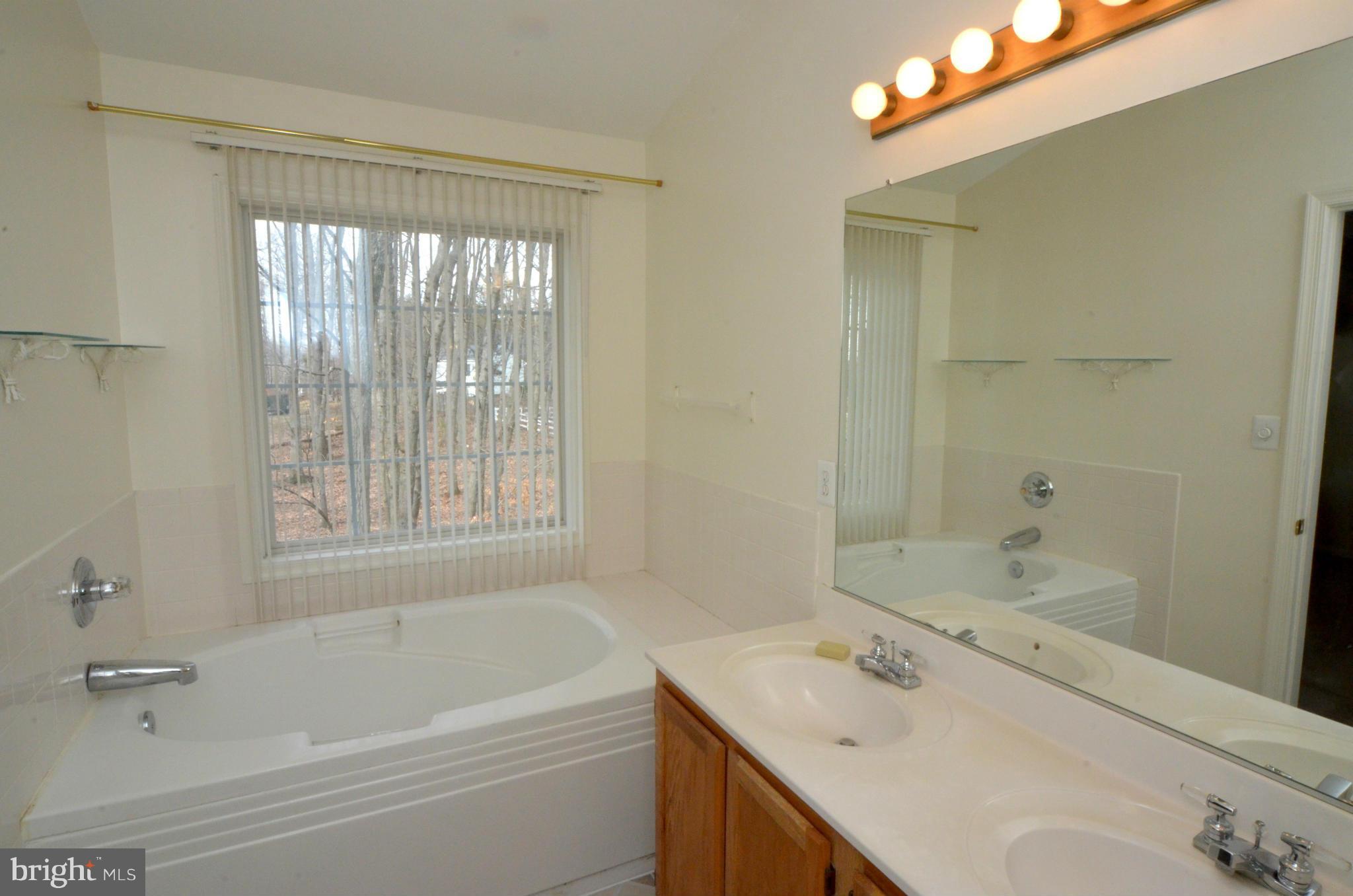 QUAIL RUN - Residential