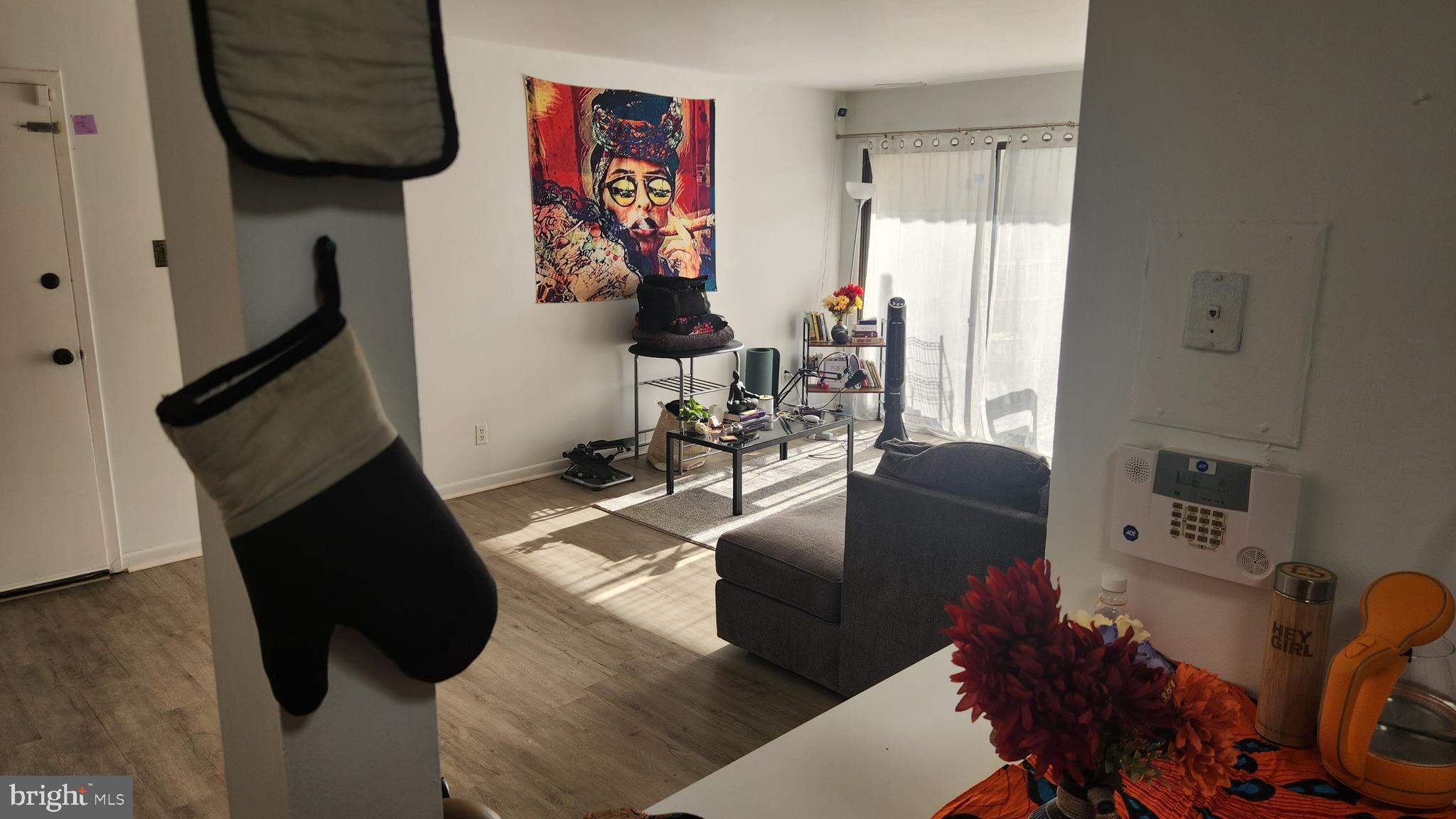 TREETOP CONDO - Residential Lease