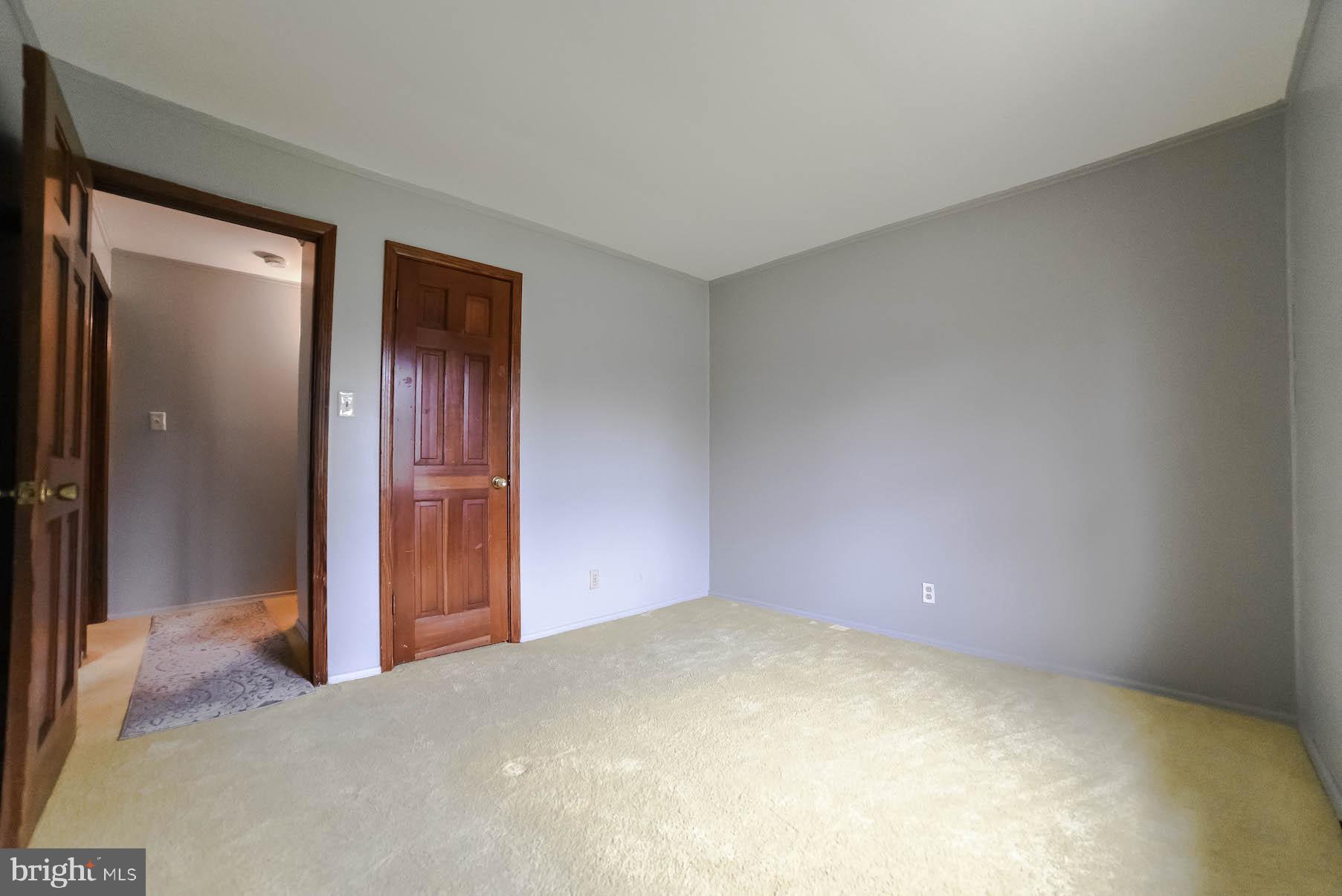 BAREFOOT ACRES - Residential