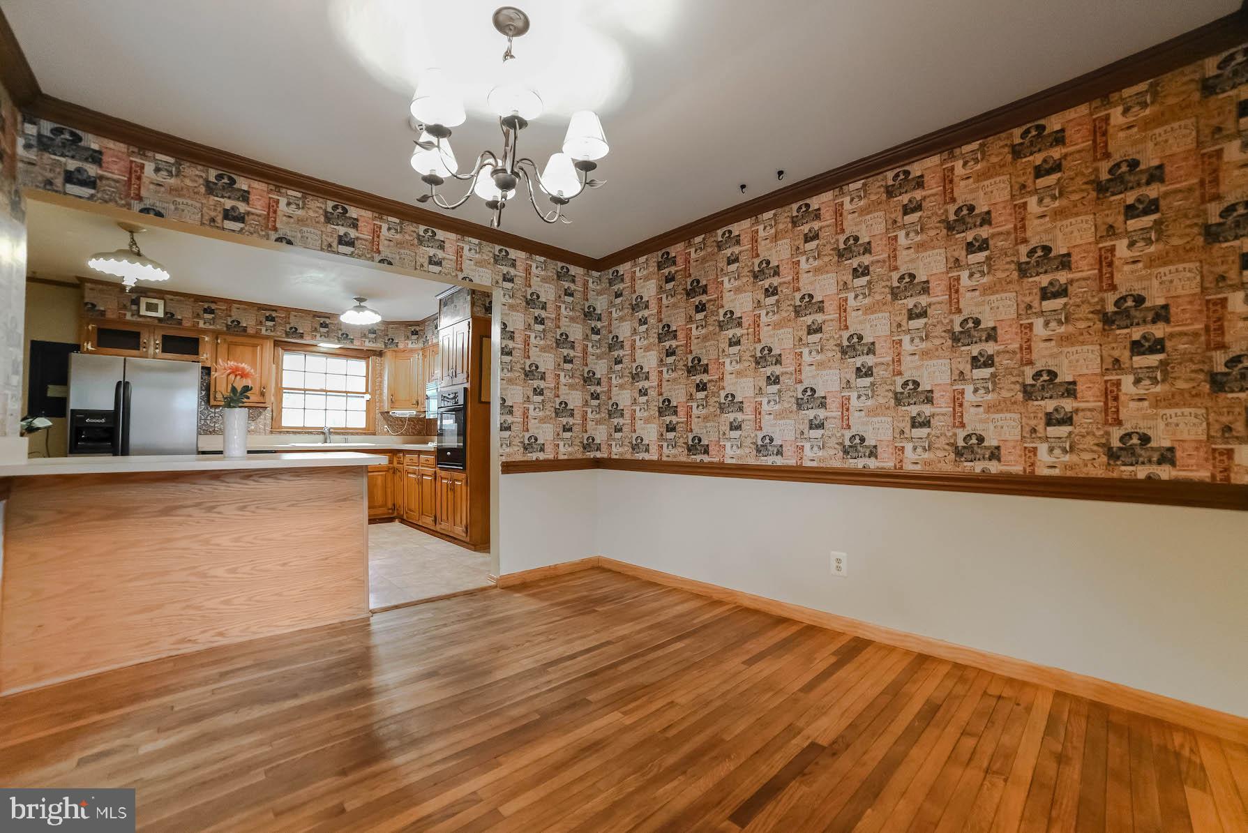 BAREFOOT ACRES - Residential