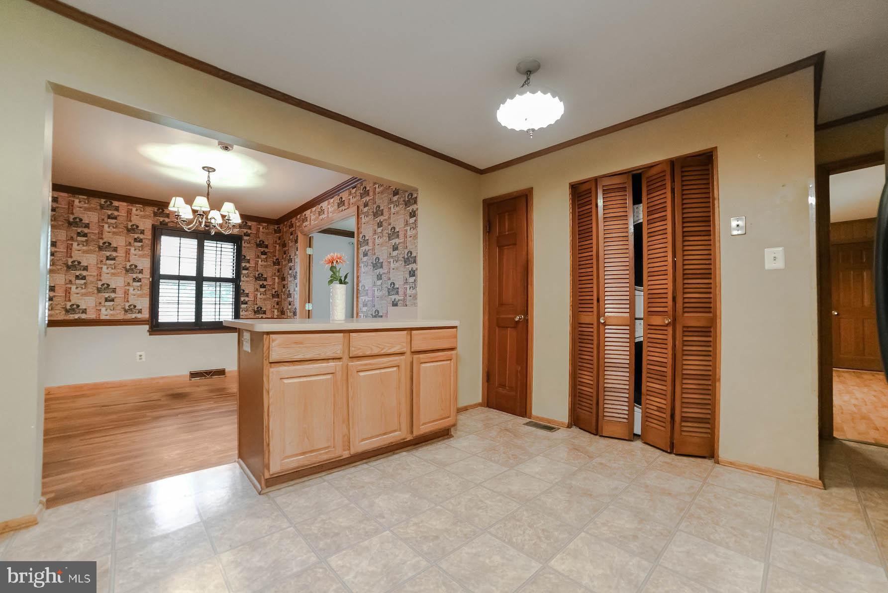 BAREFOOT ACRES - Residential