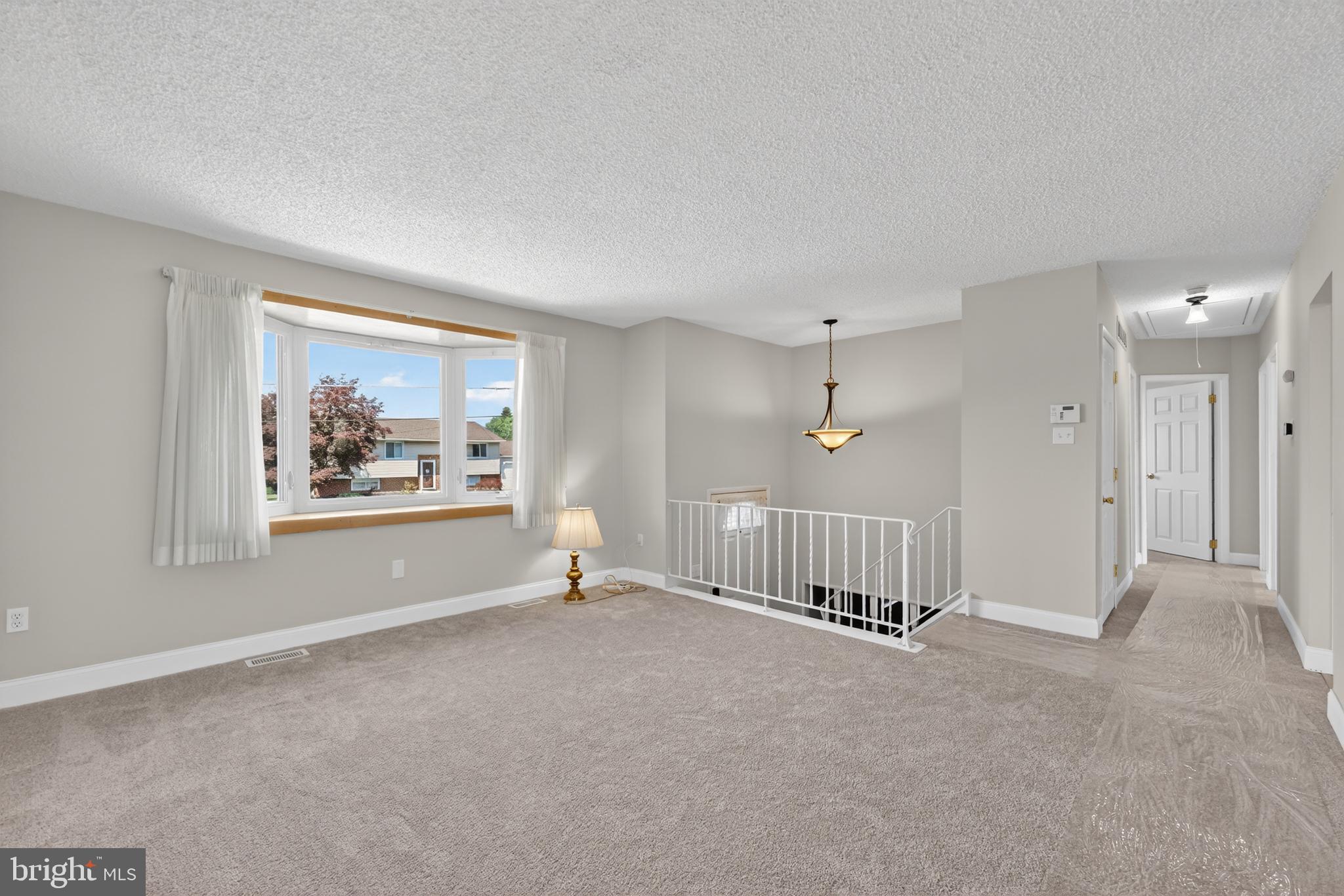 211 HOBART DRIVE