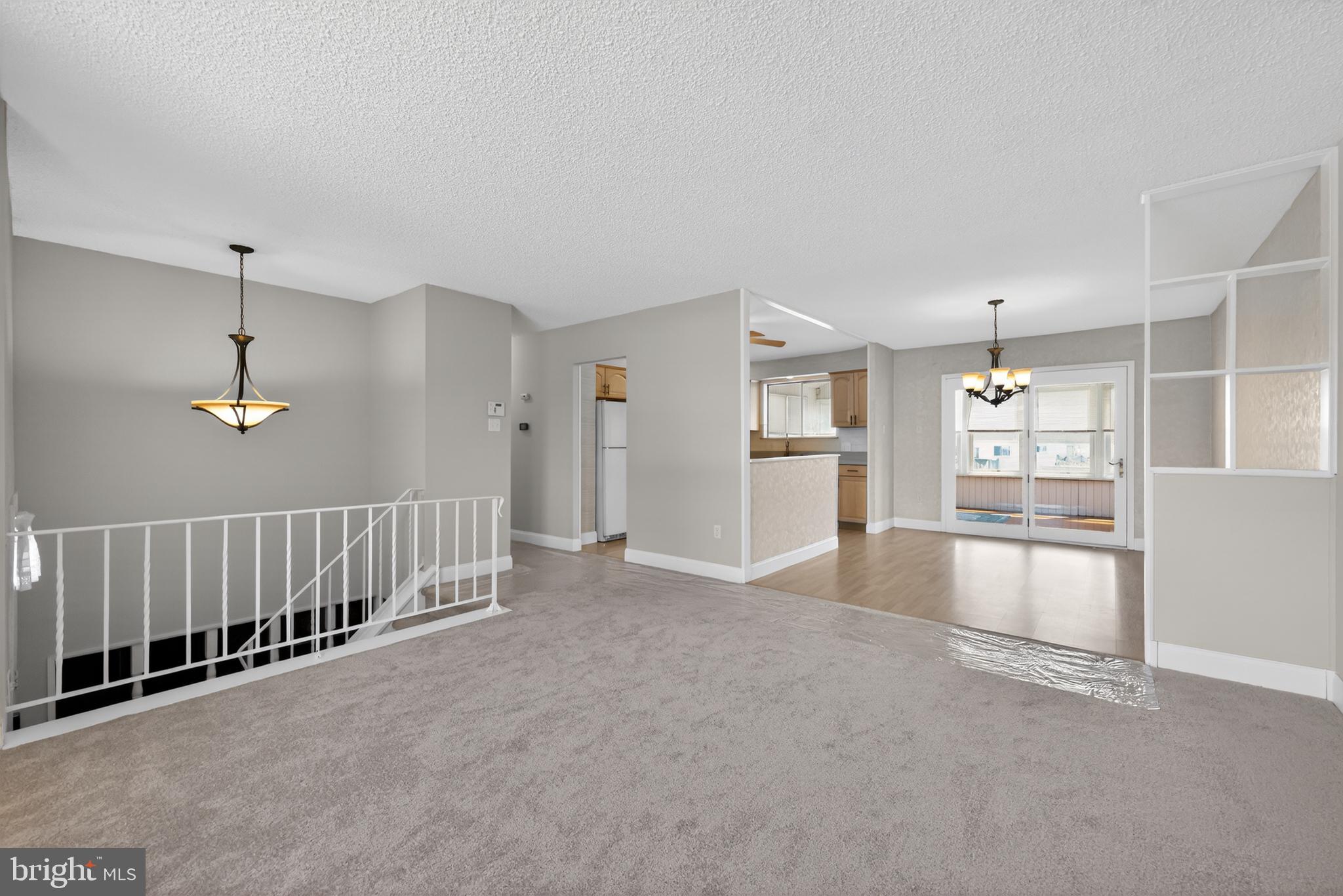 211 HOBART DRIVE