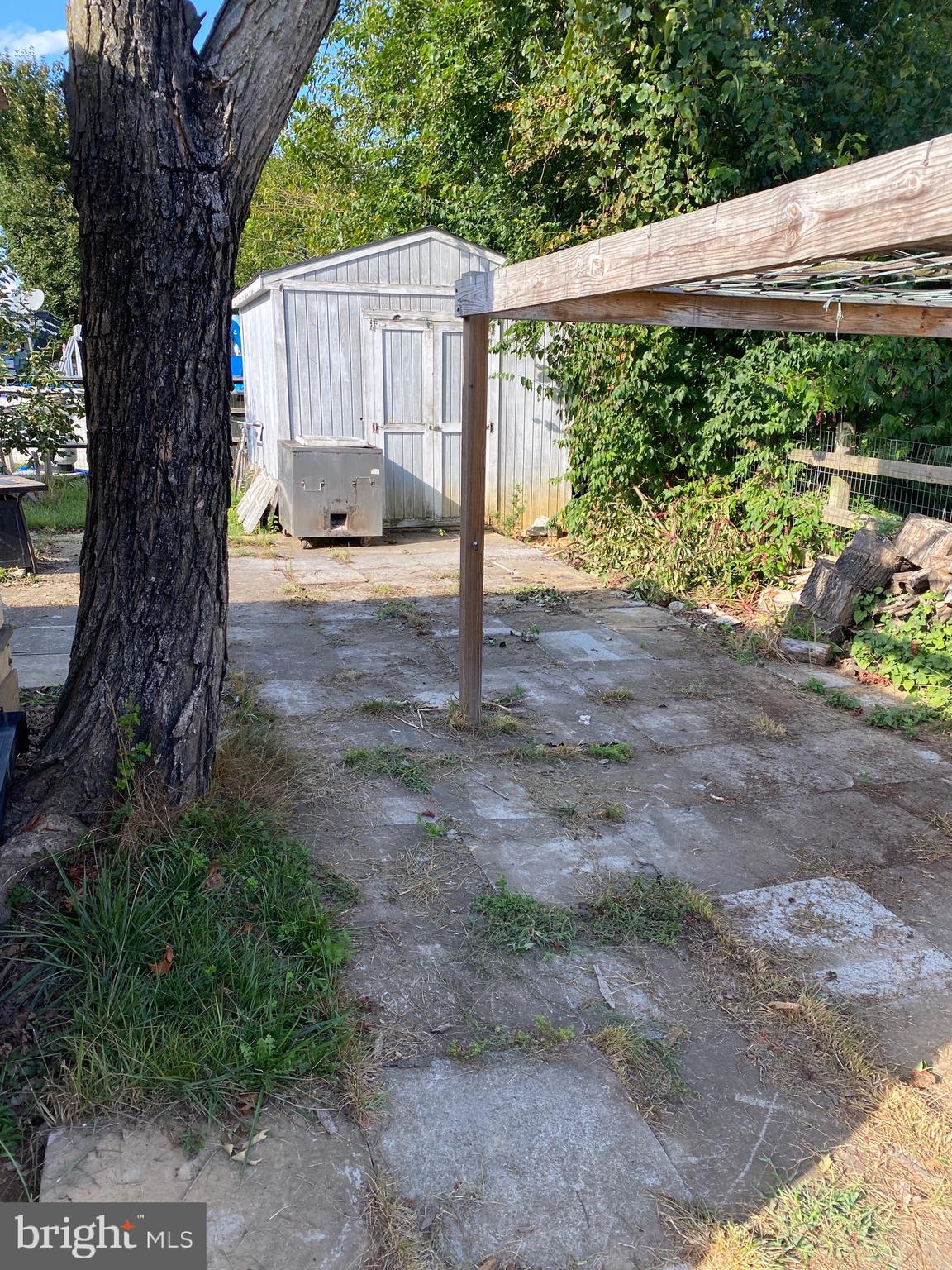 FARMBROOK - Residential Lease