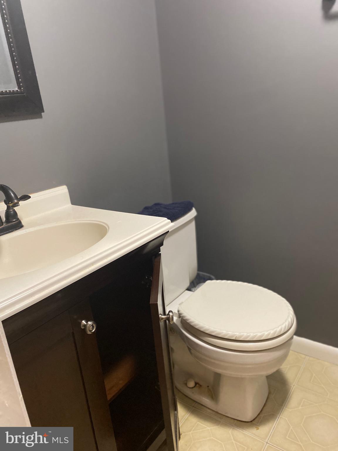 FARMBROOK - Residential Lease