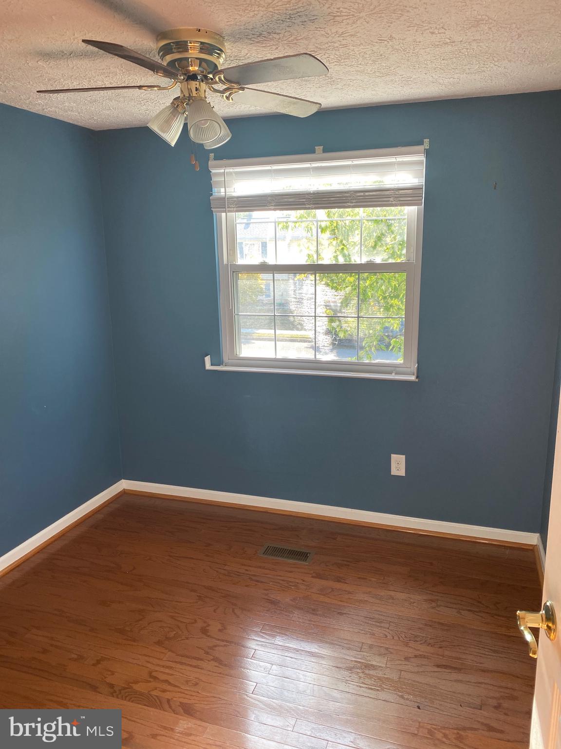 FARMBROOK - Residential Lease