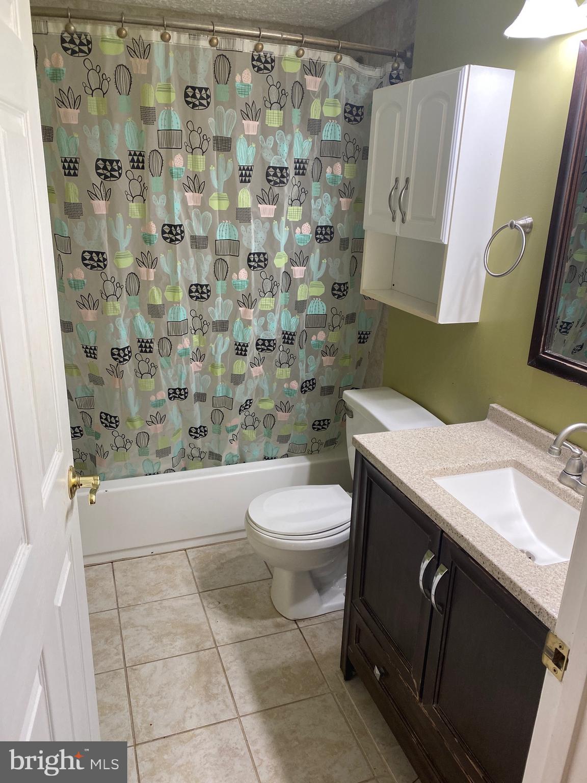 FARMBROOK - Residential Lease