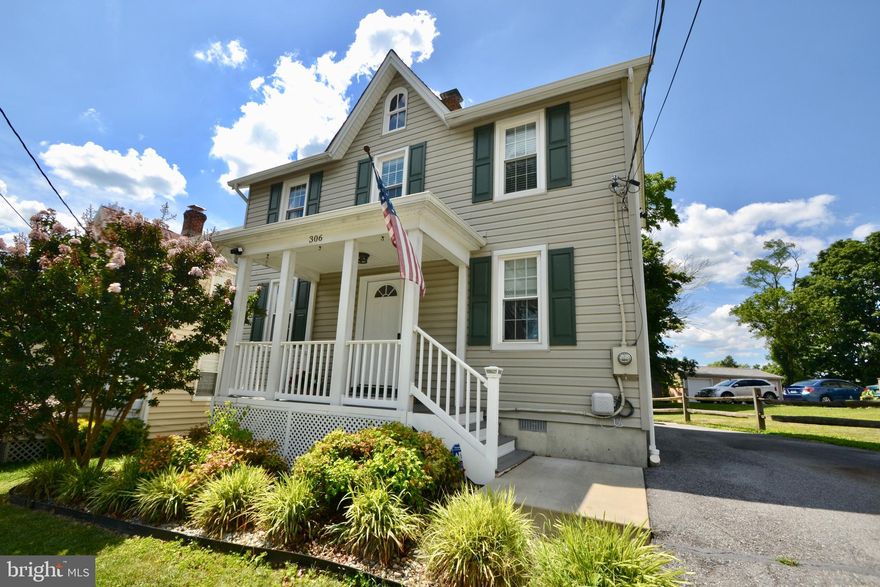BEAUTIFUL UPDATED 1900 HOME!  UPDATES INCLUDE: ARCHITECTURAL ROOF 4 YEARS OLD, HVAC 4 YEARS OLD, NEWER WATER HEATER, NEWER PAINT, UPGRADED PLANTATION BLINDS, FRONT PORCH AND BACK DECK UPGRADED TO TREX DECKING. UPPER LEVEL FULL BATH HAD DUAL ENTRY TO PRIMARY BEDROOM AND HALWAY.  SPACIOUS PATIO IN BACKYARD GREAT FOR ENTERTAINING!  CONVENIENTLY LOCATED TO HISTORIC DOWNTOWN MT AIRY, MAJOR ROADWAYS, SHOPPING, ETC.