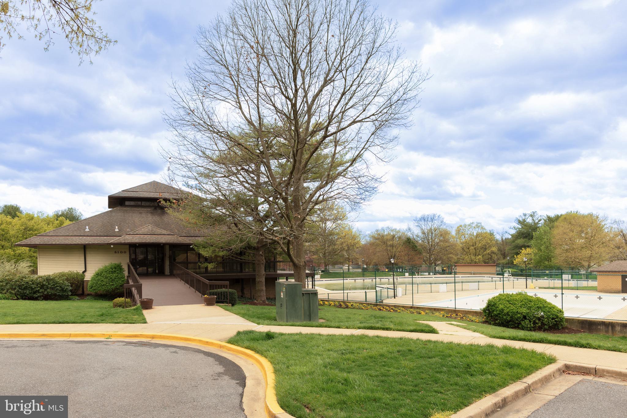 WILLOW WOOD - Residential Lease