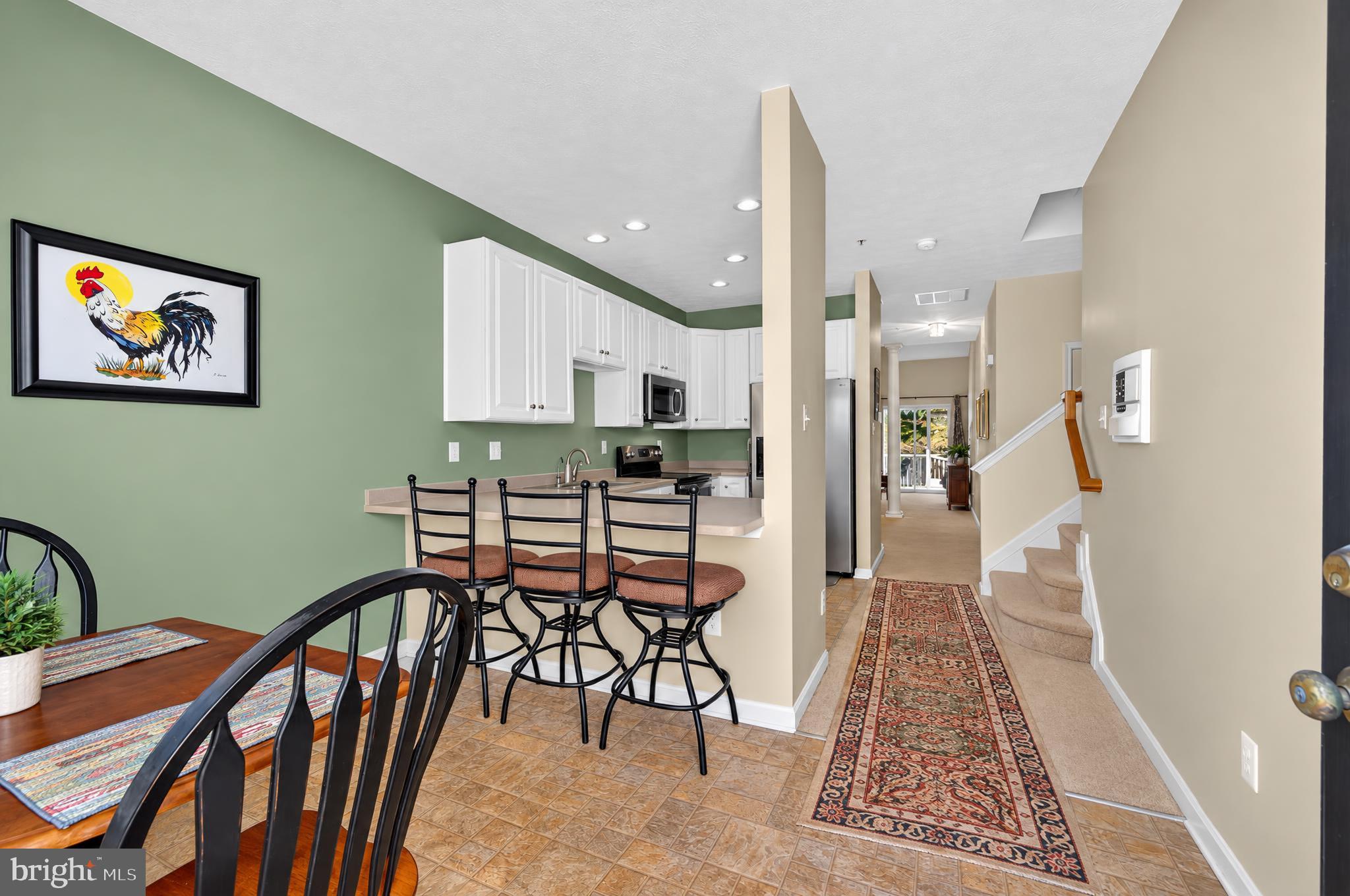 604 RUSTIC COURT