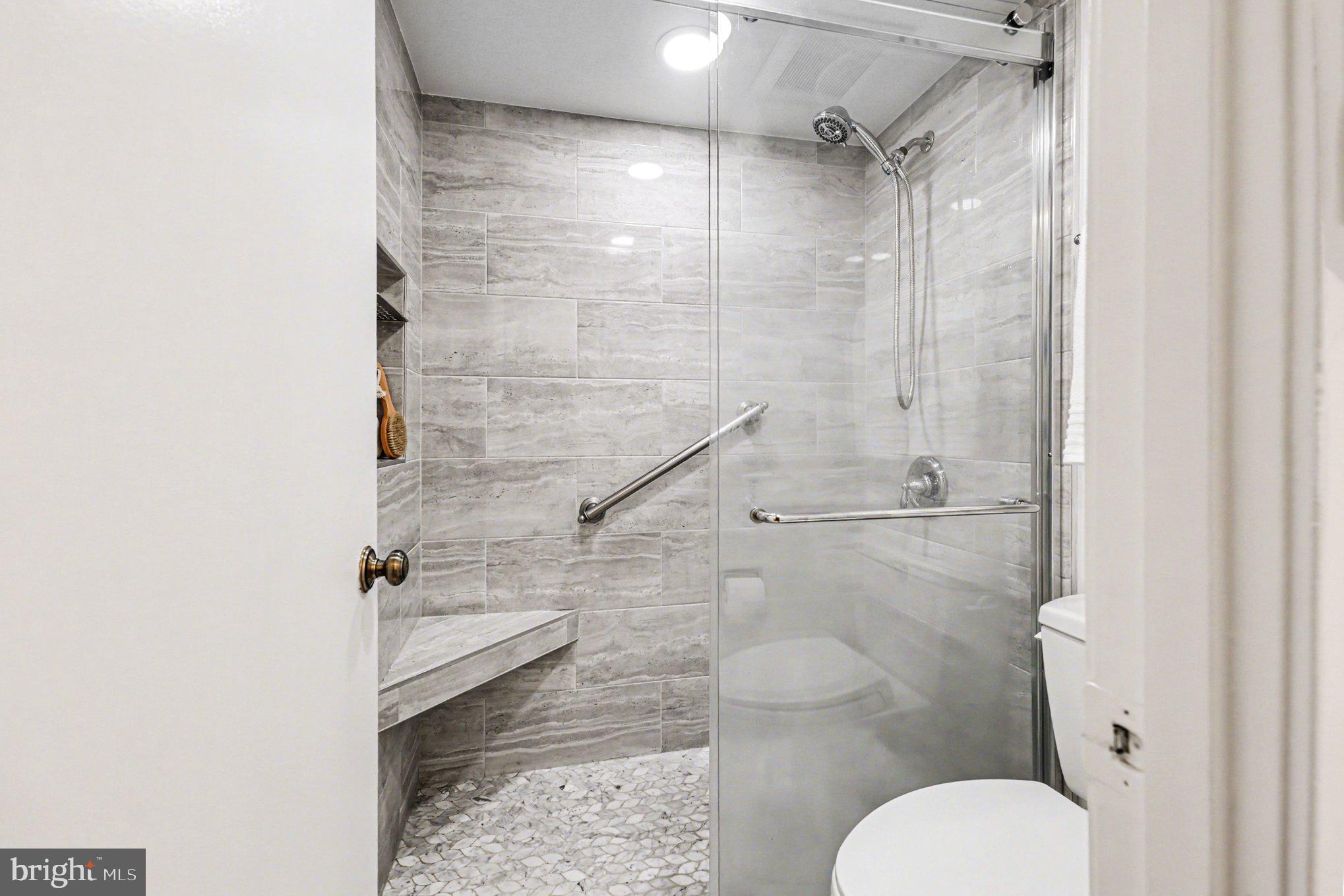 MONTEBELLO - Residential