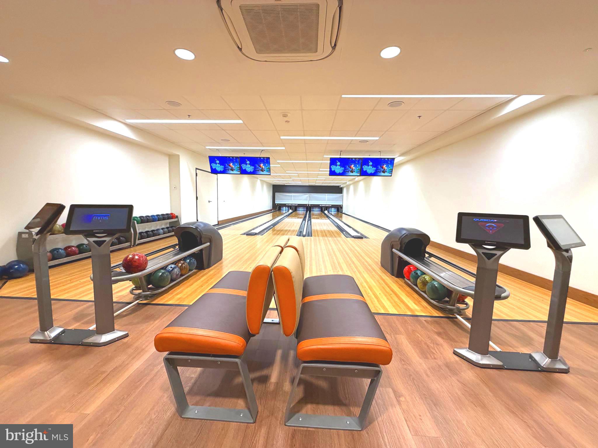 MONTEBELLO - Residential