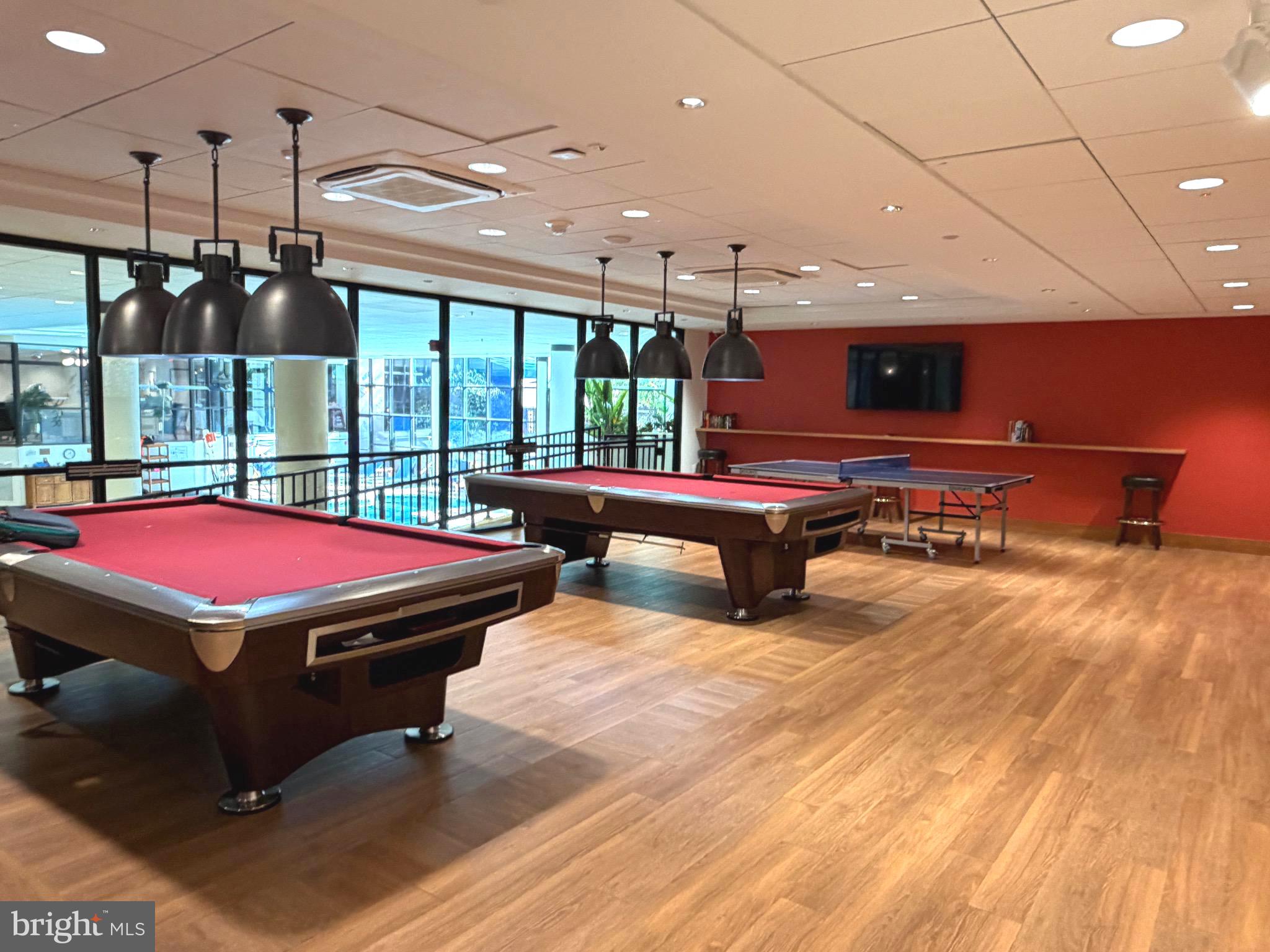 MONTEBELLO - Residential