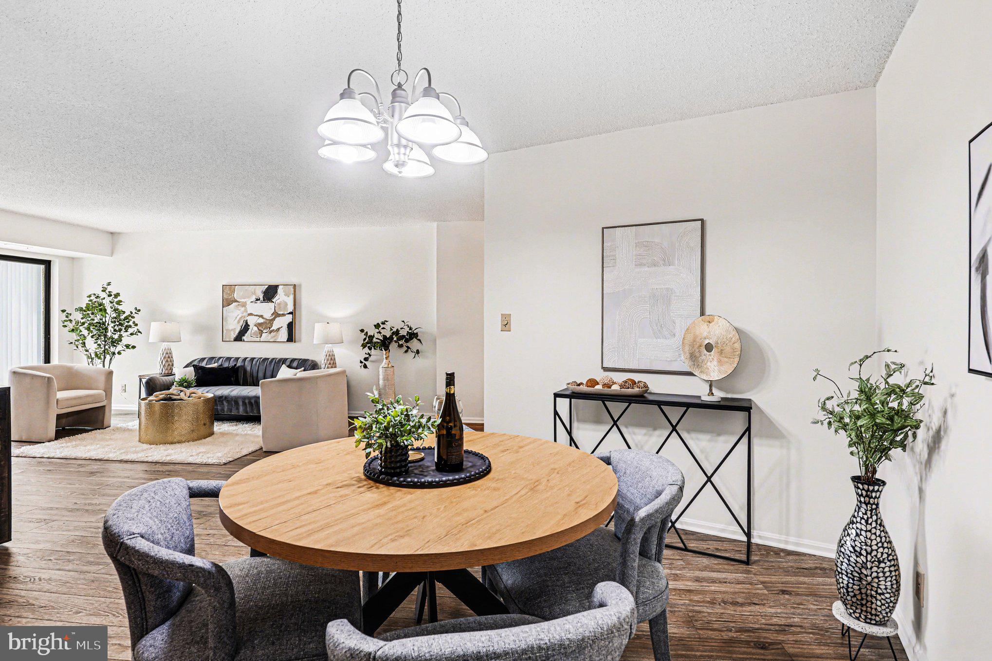 MONTEBELLO - Residential