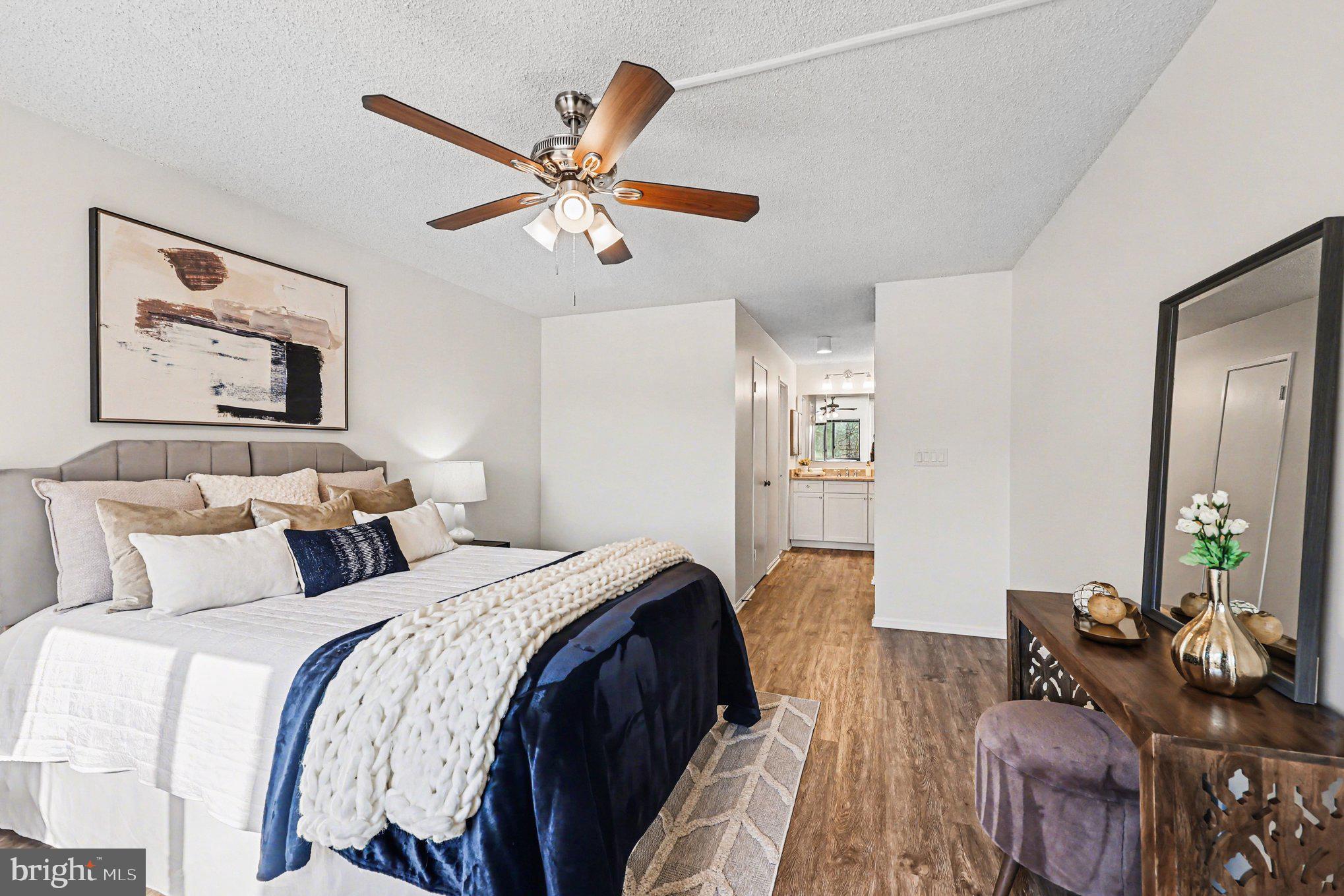 5903 MOUNT EAGLE DRIVE 511