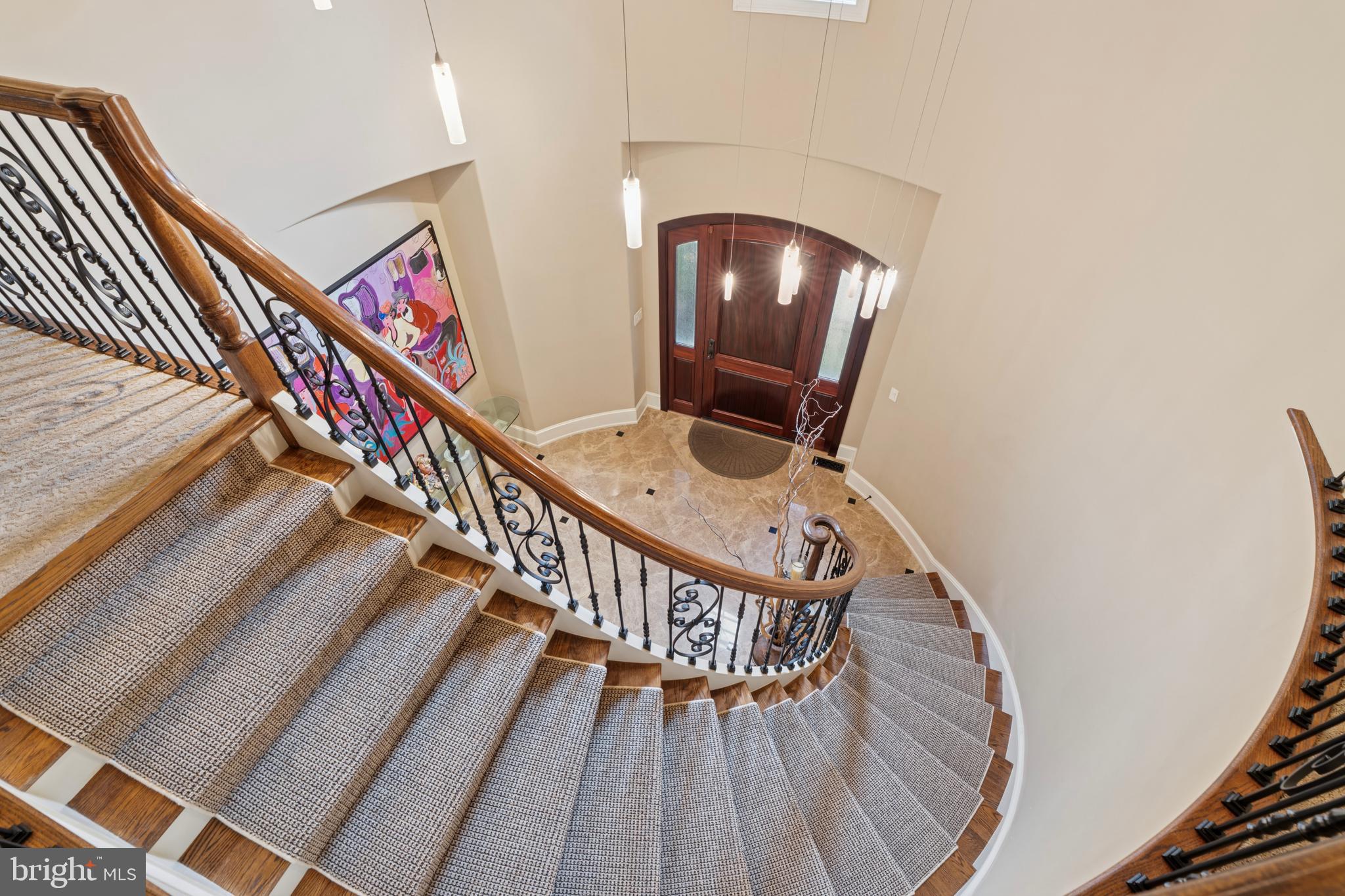 GLADWYNE - Residential