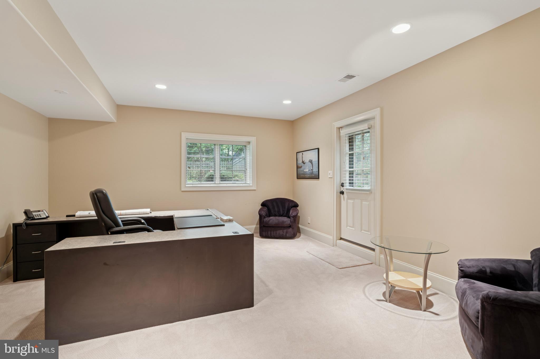 GLADWYNE - Residential