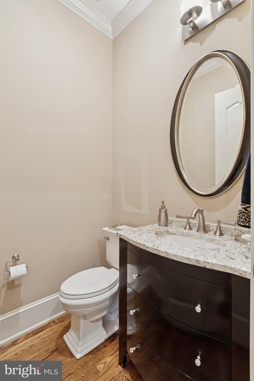 GLADWYNE - Residential