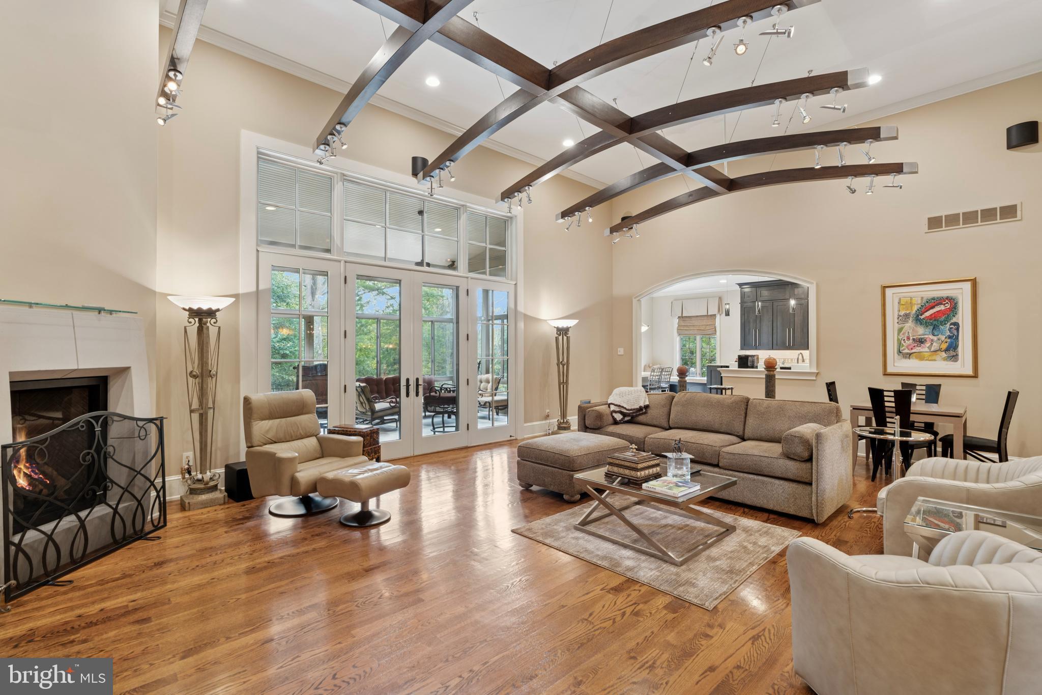 GLADWYNE - Residential