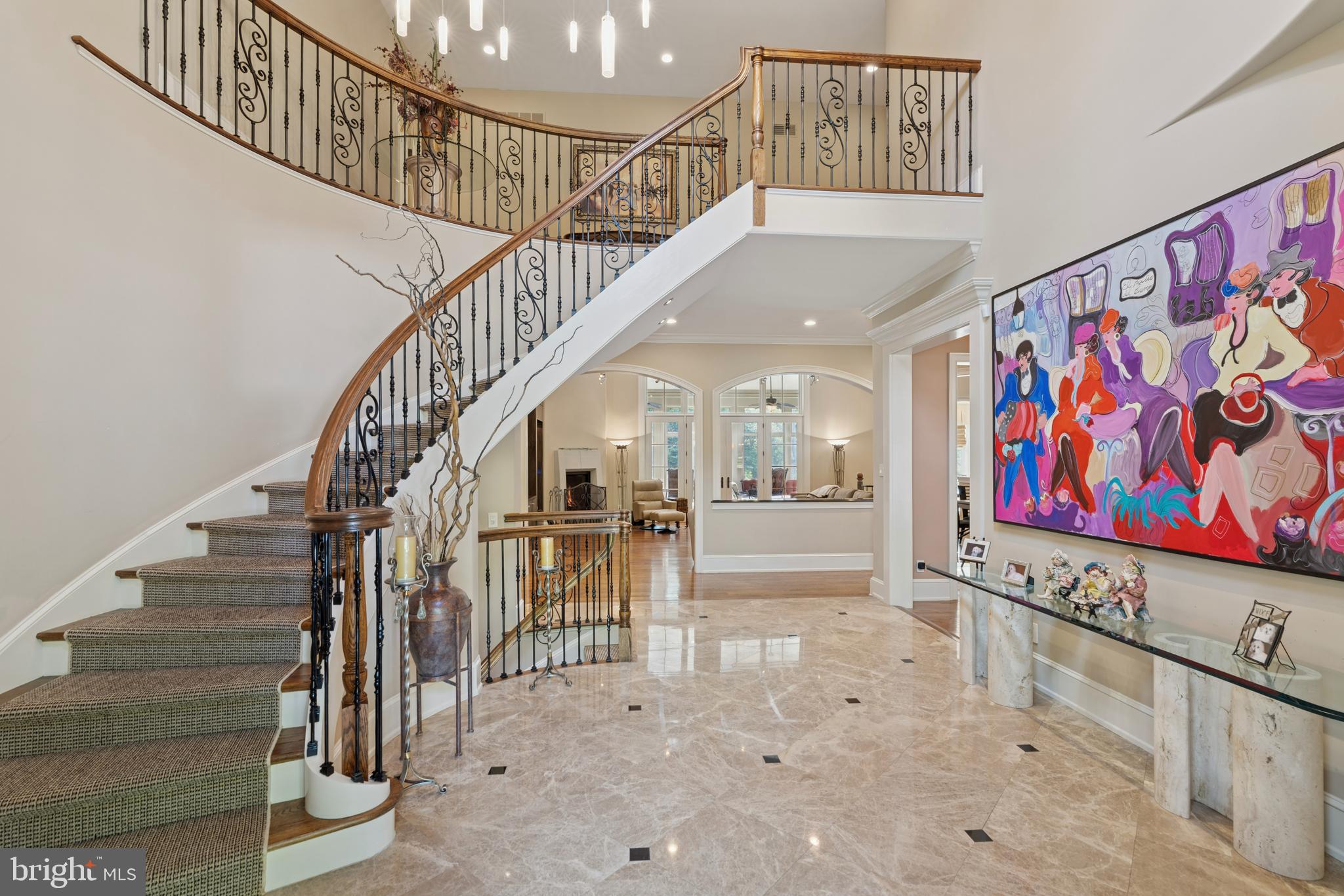 GLADWYNE - Residential