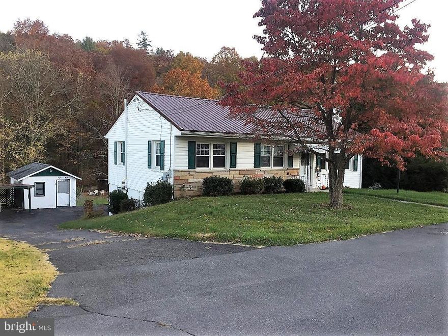 **Home Warranty** THIS IS THE ONE AND NO CITY TAXES!  Don't miss out on  a beautiful home in a peaceful neighborhood just on the outskirts of Cumberland.  Spacious garage/wood shop.  Park and go directly into the warmth of your home.                                         KITCHEN RENOVATIONS (2015): included new cabinets, countertops, plumbing, Kohler sink and faucet, dishwasher and disposal, gas stove, range hood with built-in microwave, new overhead light fixture and fan, new vinyl floor, and ceiling and walls painted.  MAIN LEVEL BATHROOM RENOVATIONS (2017):  included installation of ceramic floor tiles, new vanity and sink, new faucet, new mirror, and new light fixture, exhaust fan installed, new chair height toilet with self-closing, silent lid, pot light installed over tub, and ceiling and walls painted.OTHER IMPROVEMENTS AND RENOVATIONS (2012-2018):  Radon Gas Vent installed in 2012.  New sewer line installed in 2014.  Metal Roof installed in 2018. OUTSIDE STORAGE GALORE!  DON'T MISS OUT ON THIS ONE!