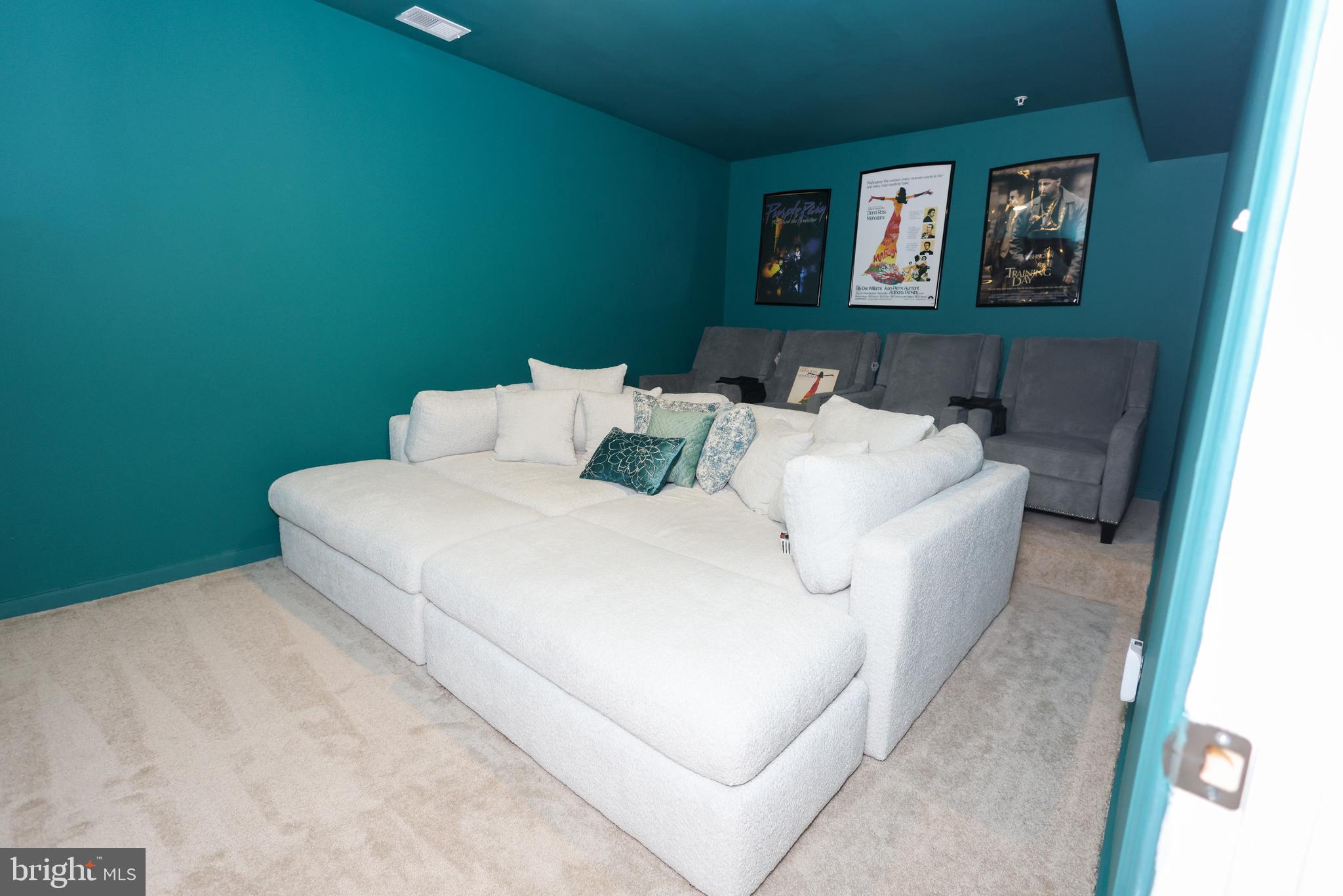 SIGNATURE CLUB - Residential
