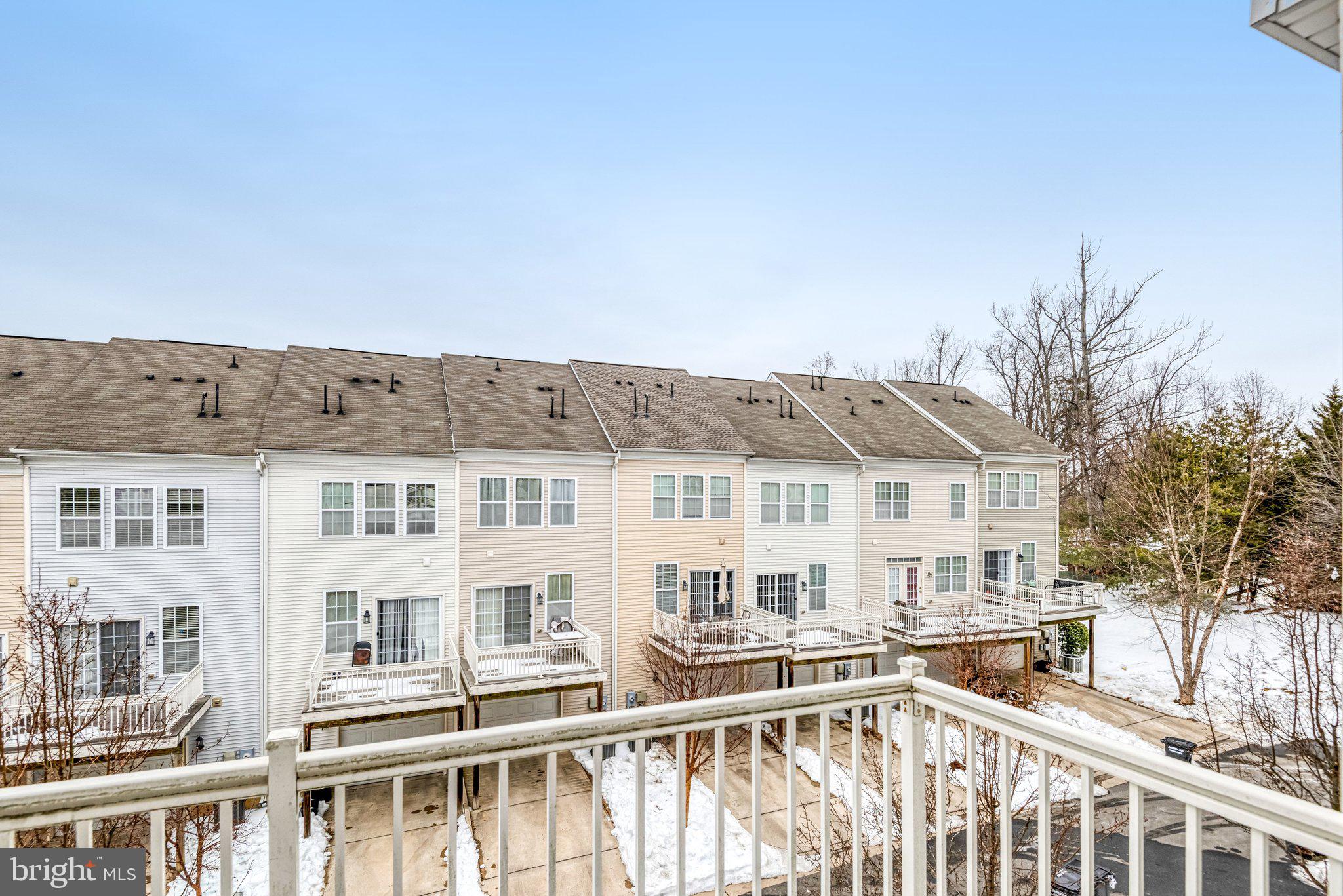 HIGHLANDS CIRCLE CONDOMINIUM - Residential