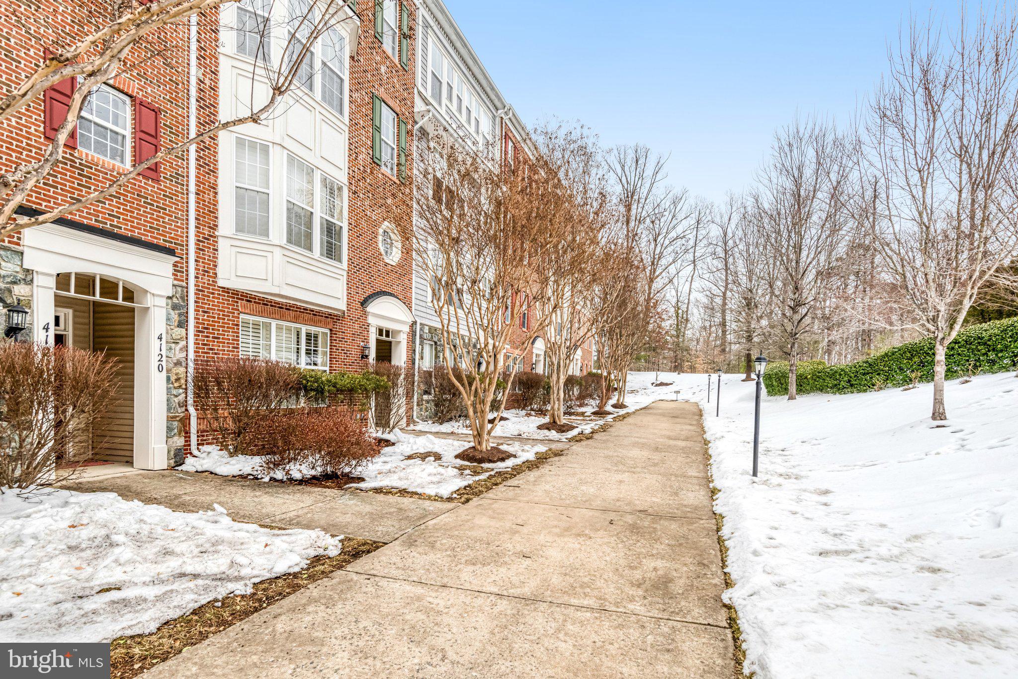 HIGHLANDS CIRCLE CONDOMINIUM - Residential