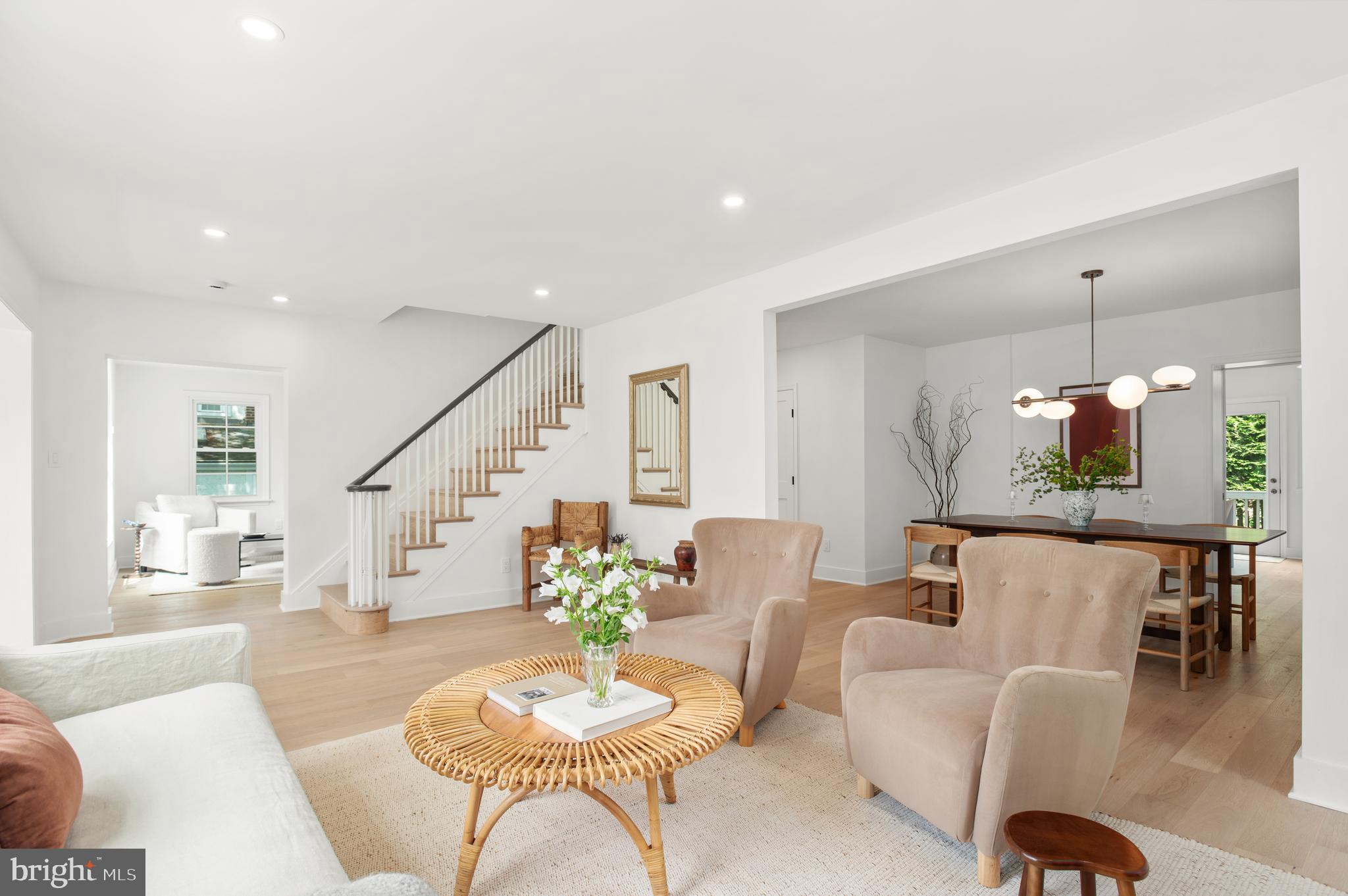 CHEVY CHASE GARDENS - Residential