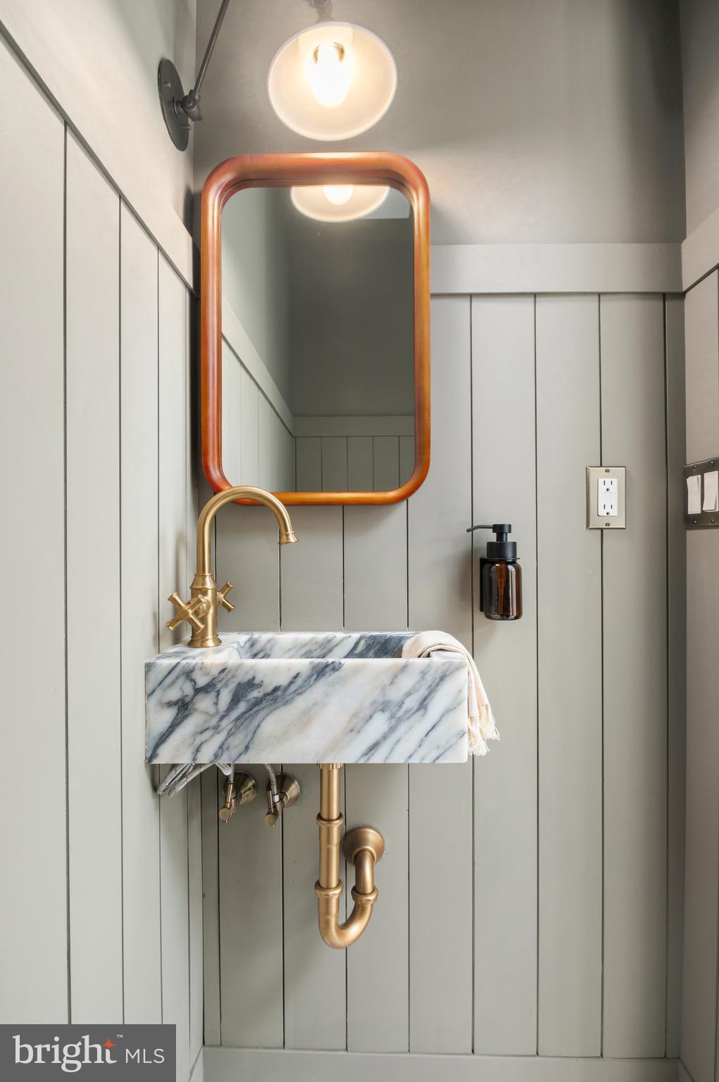 CHEVY CHASE GARDENS - Residential