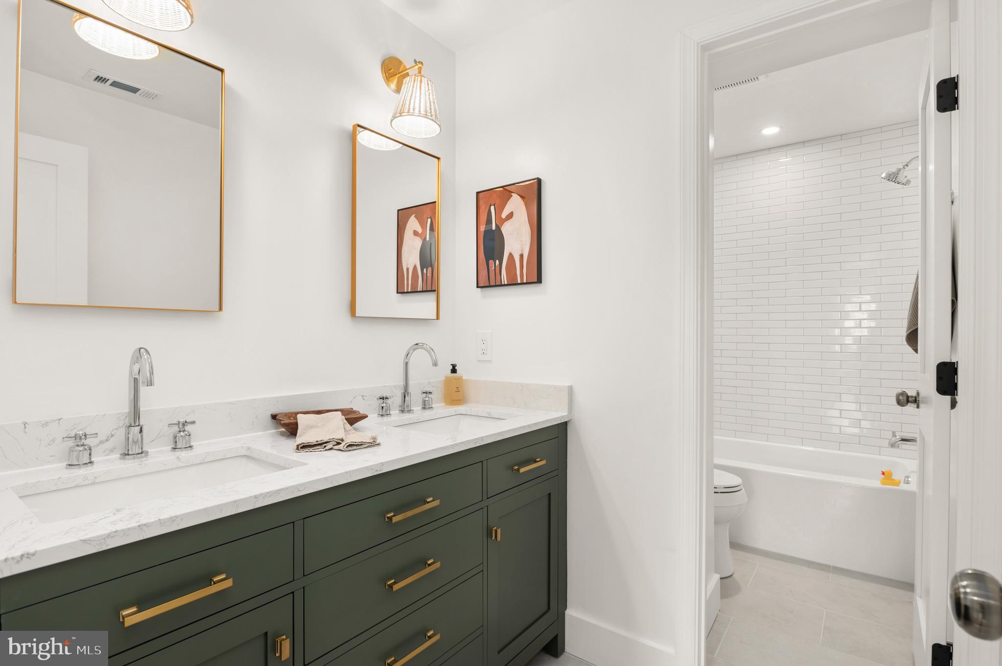 CHEVY CHASE GARDENS - Residential