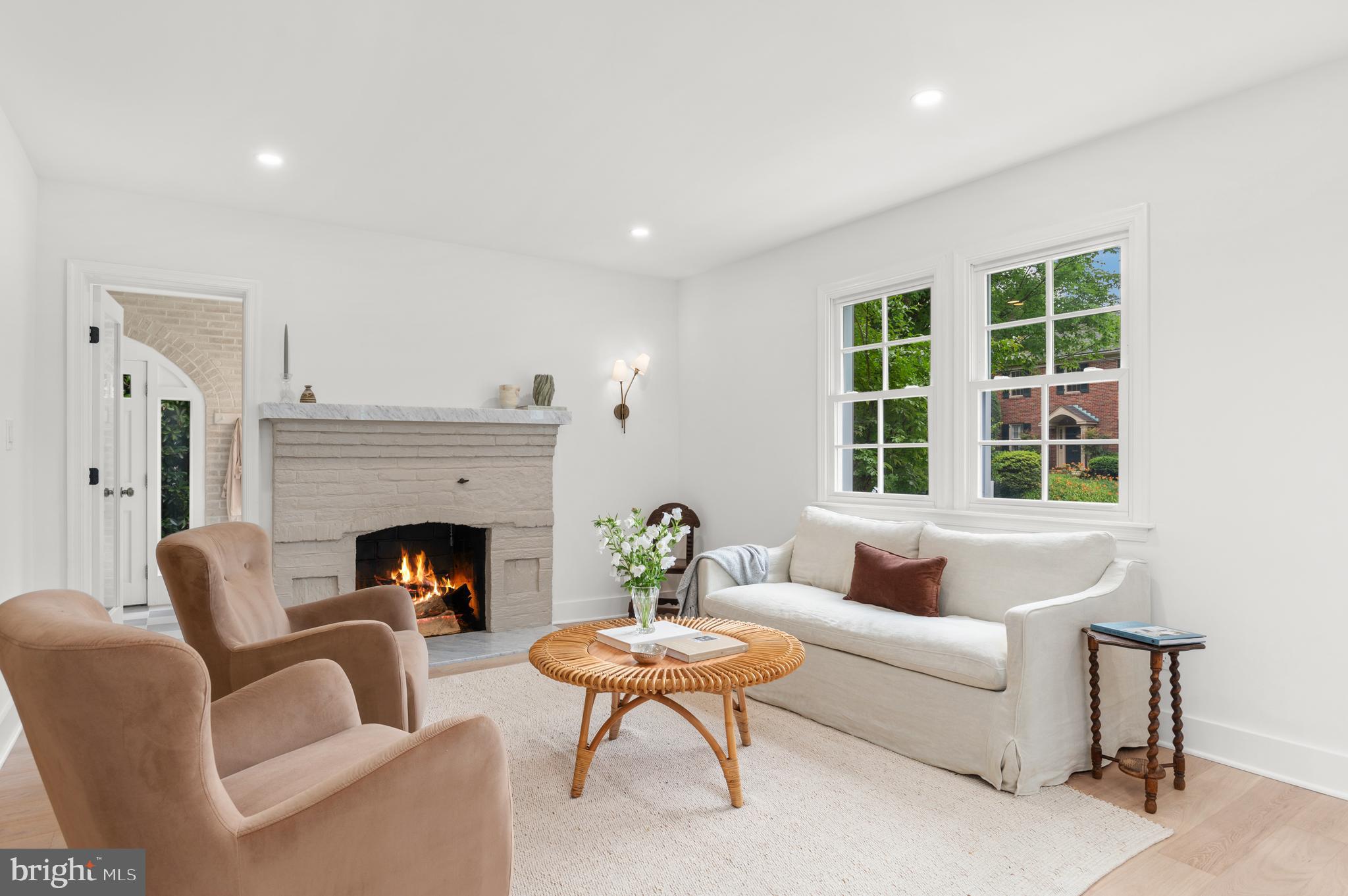 CHEVY CHASE GARDENS - Residential