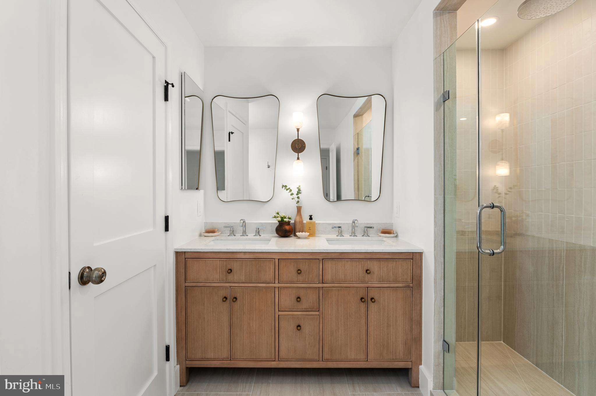 CHEVY CHASE GARDENS - Residential