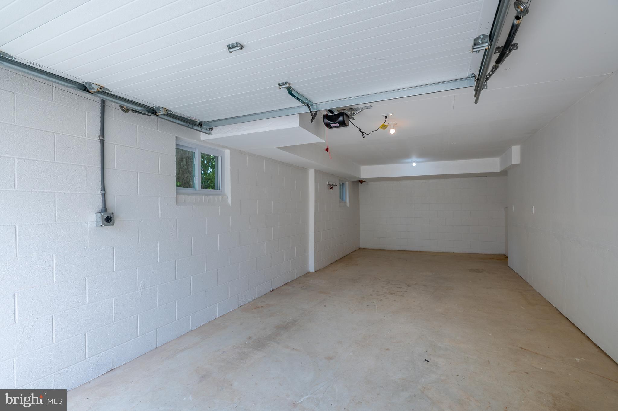 CHEVY CHASE GARDENS - Residential