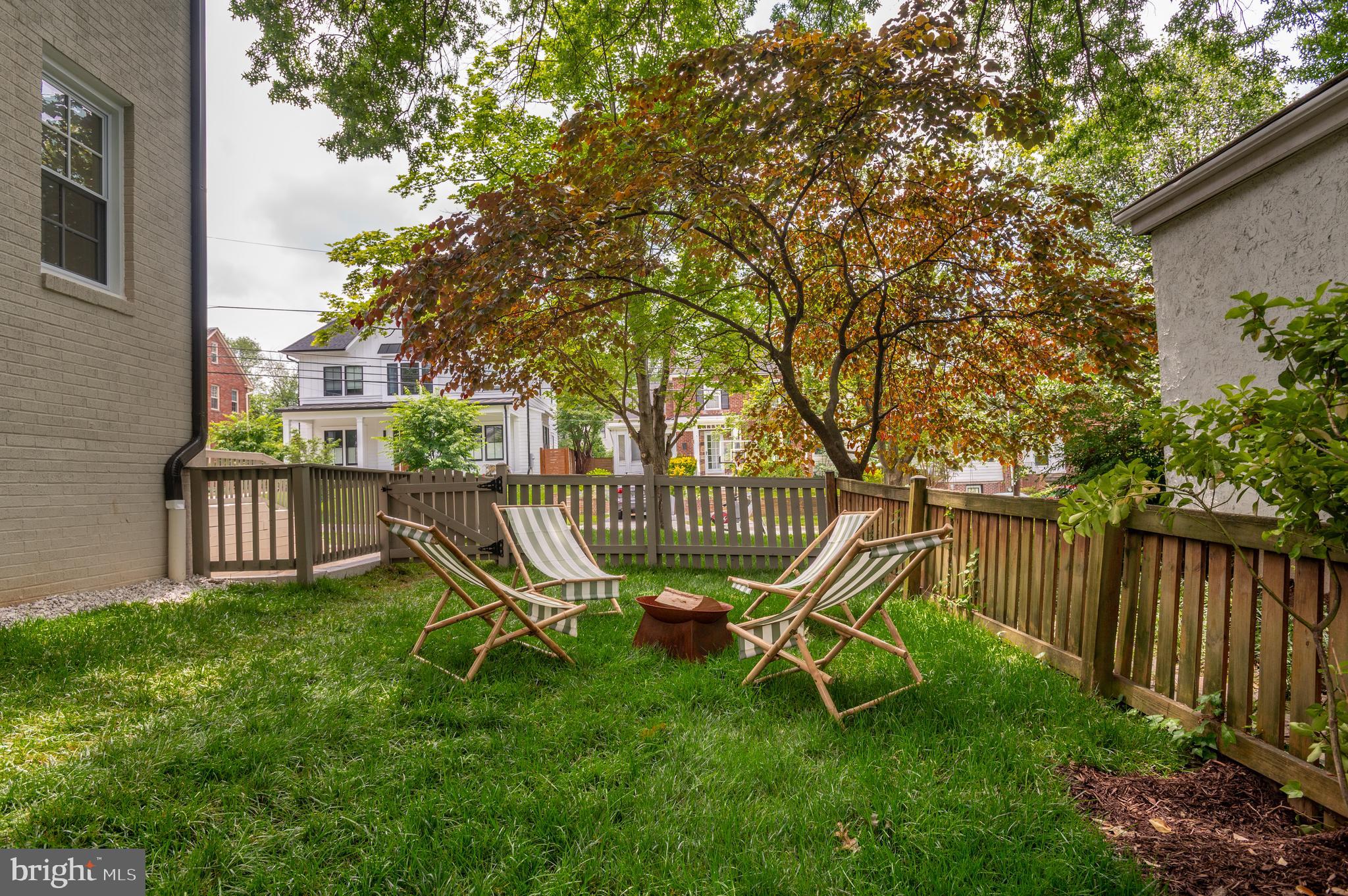 CHEVY CHASE GARDENS - Residential