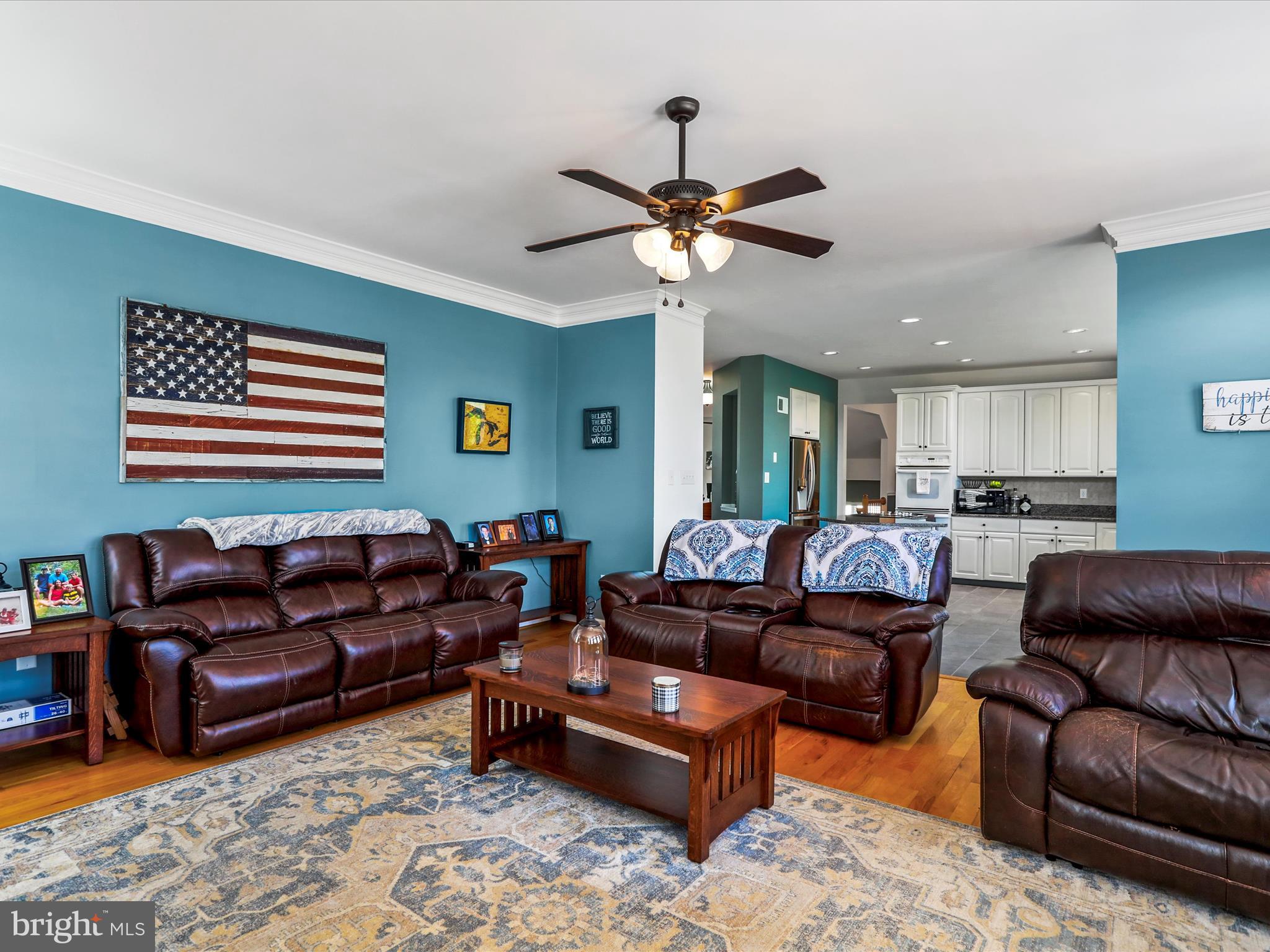 CRESTVIEW - Residential