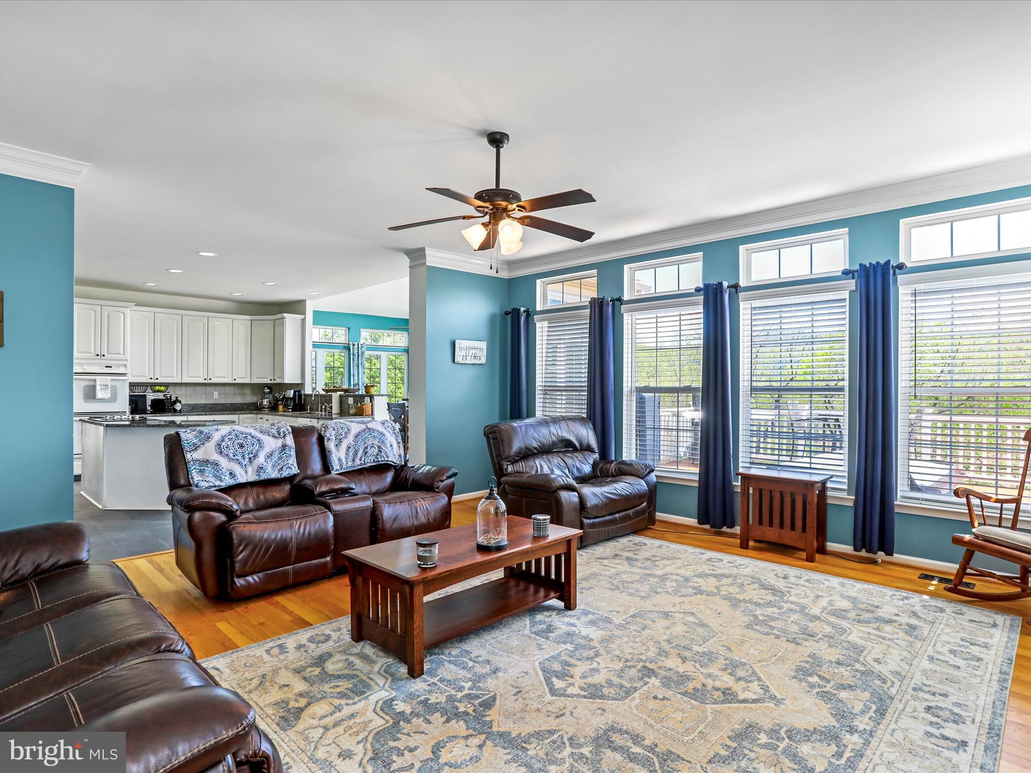 CRESTVIEW - Residential