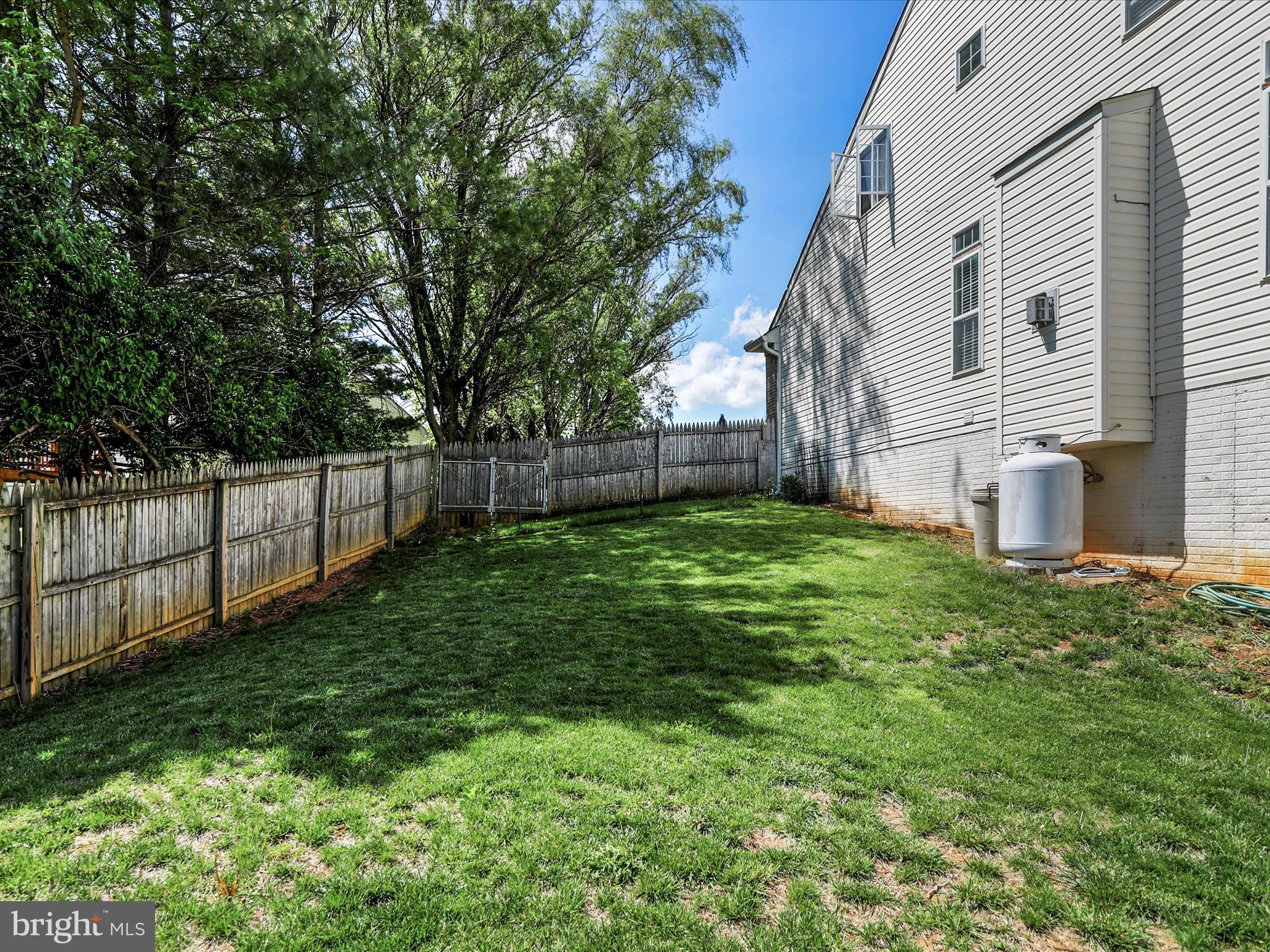 CRESTVIEW - Residential