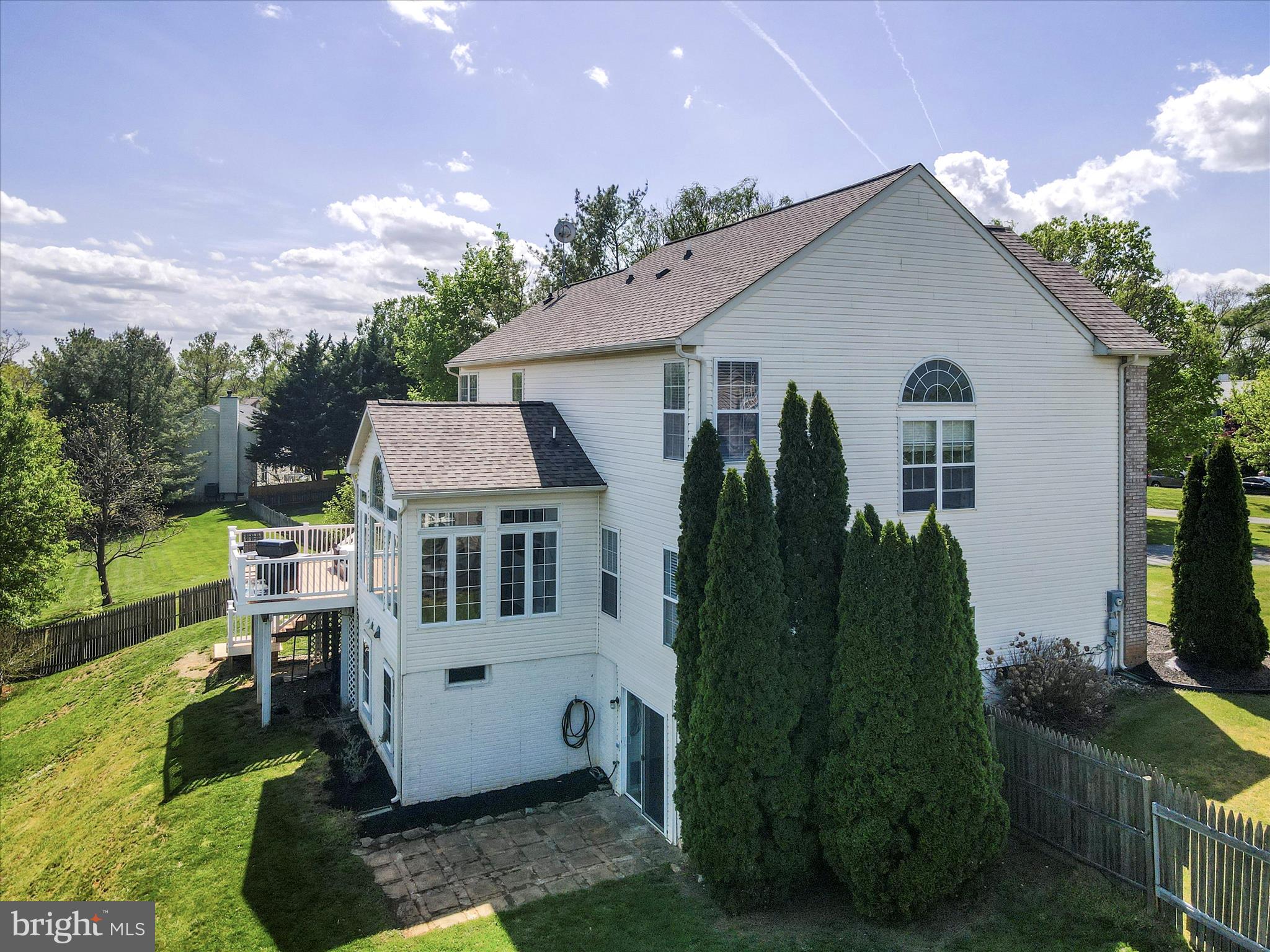 CRESTVIEW - Residential