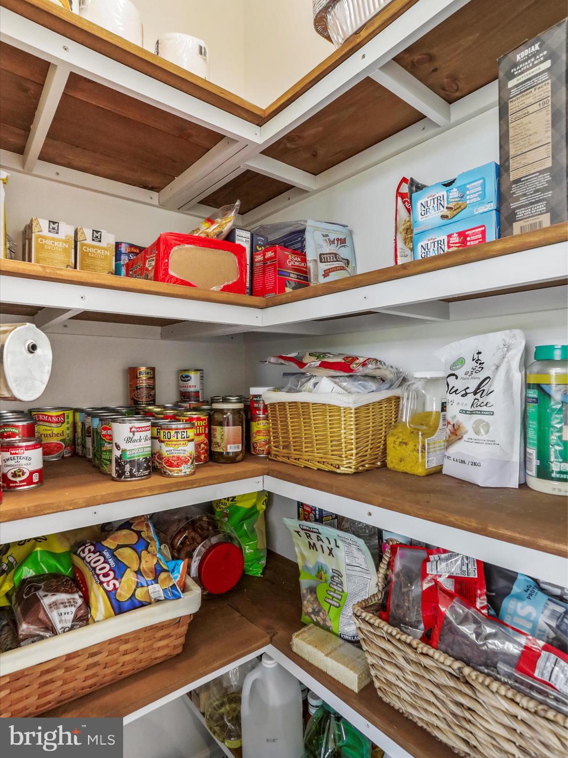 CRESTVIEW - Residential