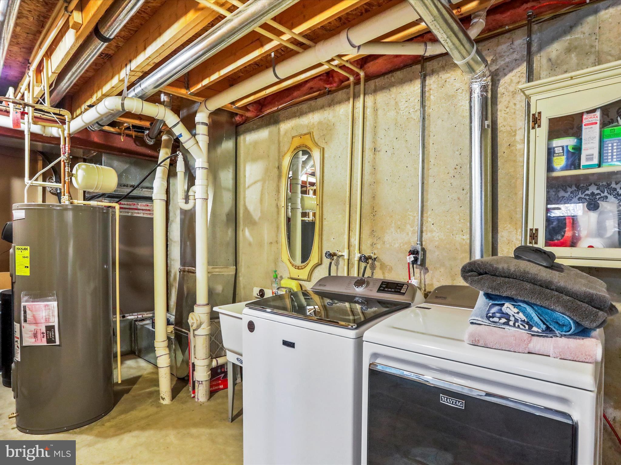 CRESTVIEW - Residential