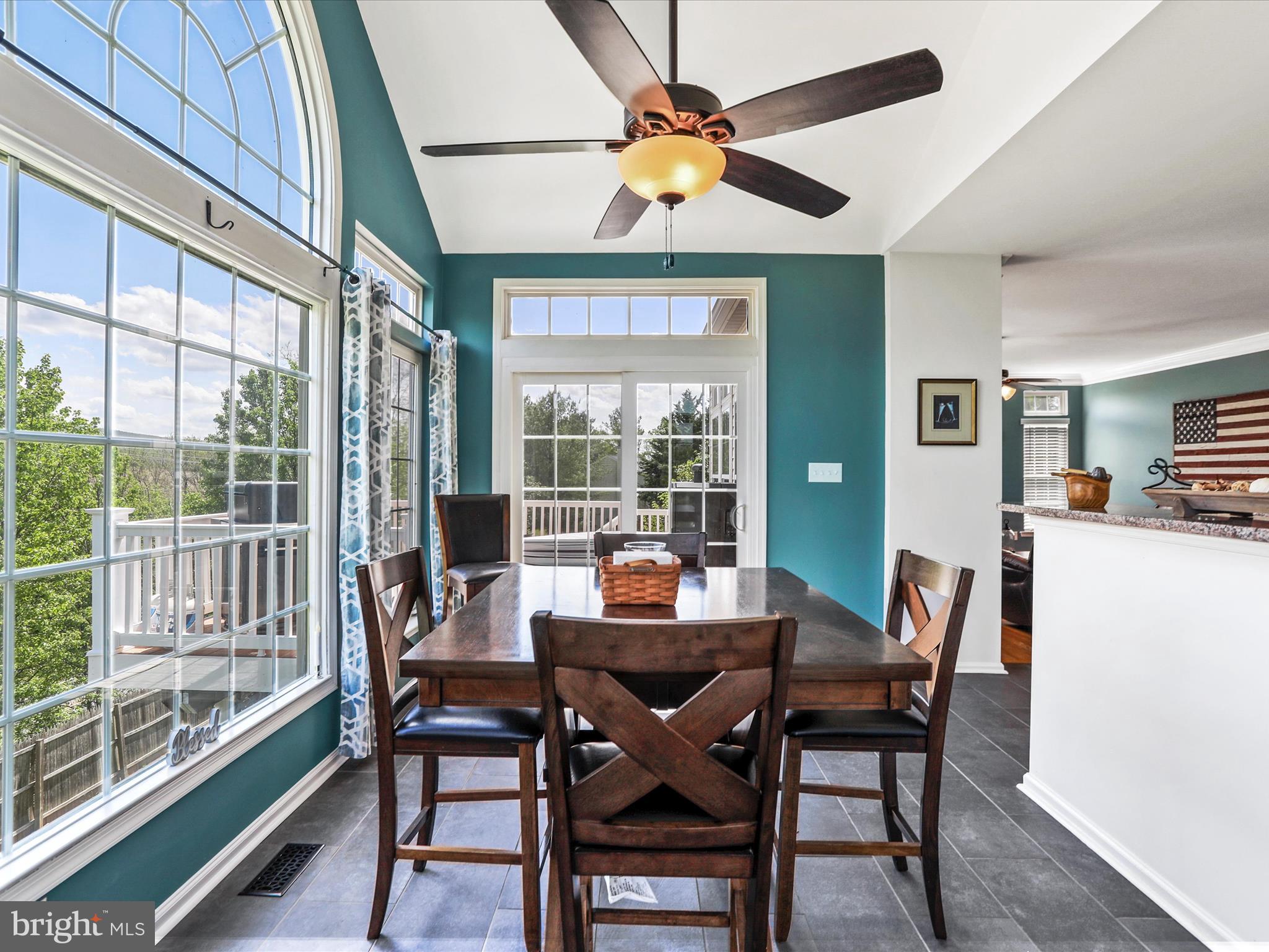 CRESTVIEW - Residential